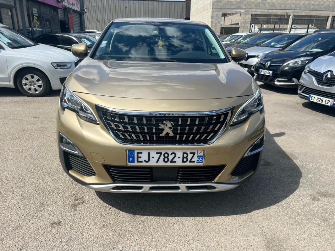 Peugeot 3008 II 1.2 ESSENCE 130 Active Business BELLE DISTRIBUTION NEUVE