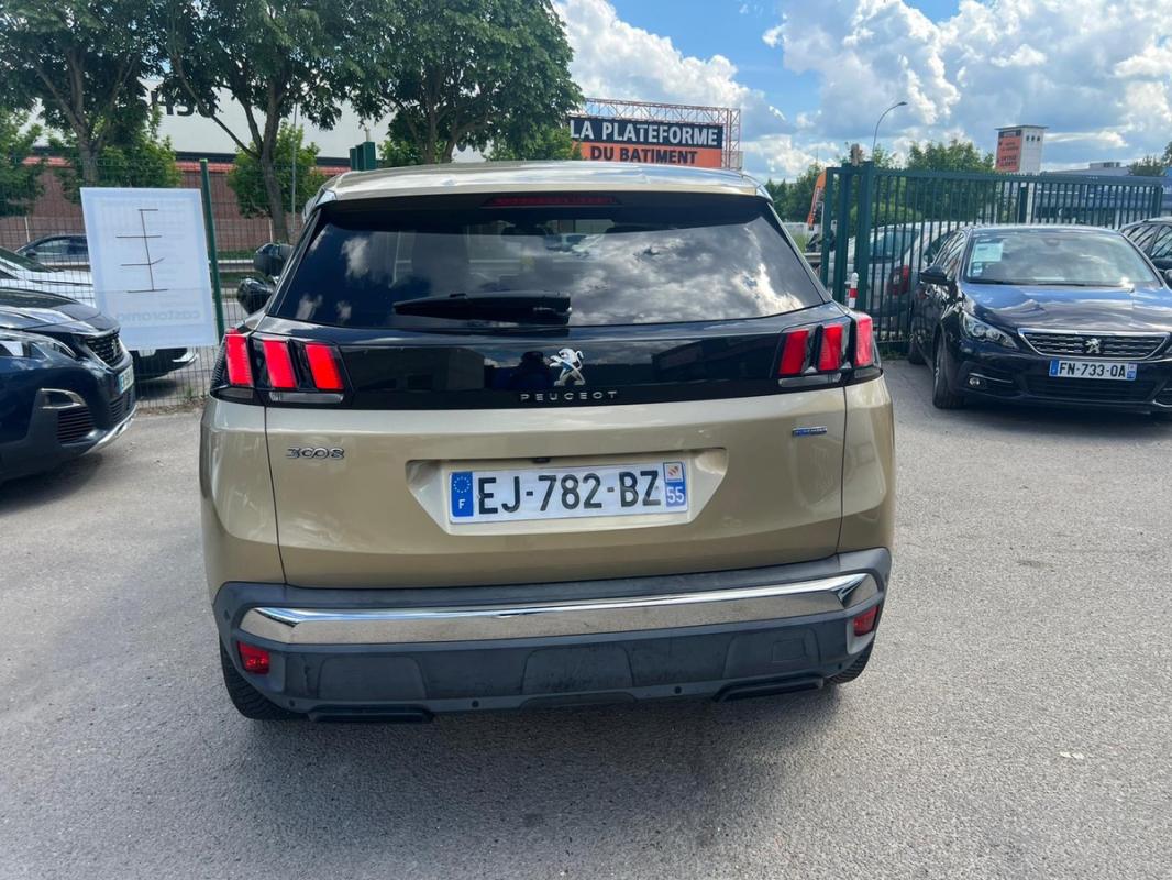 Peugeot 3008 II 1.2 ESSENCE 130 Active Business BELLE DISTRIBUTION NEUVE