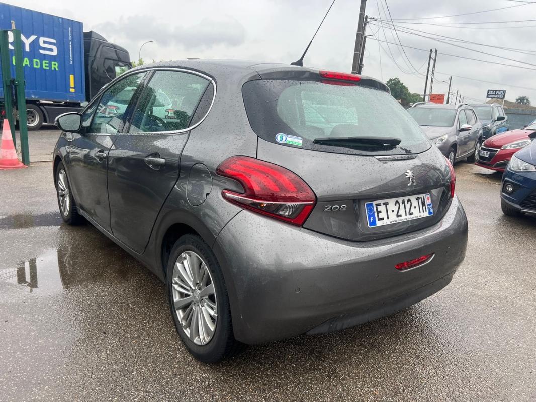 Peugeot 208 (2) 1.2 VTI 82 ALLURE 5P