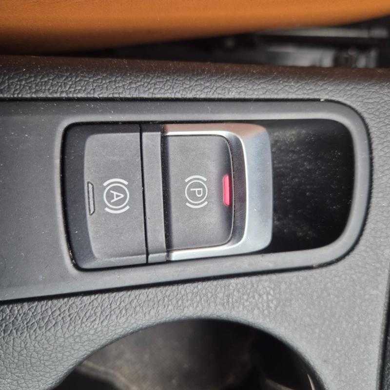 Audi Q3 2.0 TDI 177 S line QUATTRO S tronic 7 OK