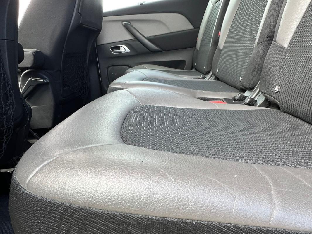 Citroen C4 II 1.6 BLUEHDI 120 EXCLUSIVE EMBRAYAGE NEUF DISTRIBUTION NEUVE