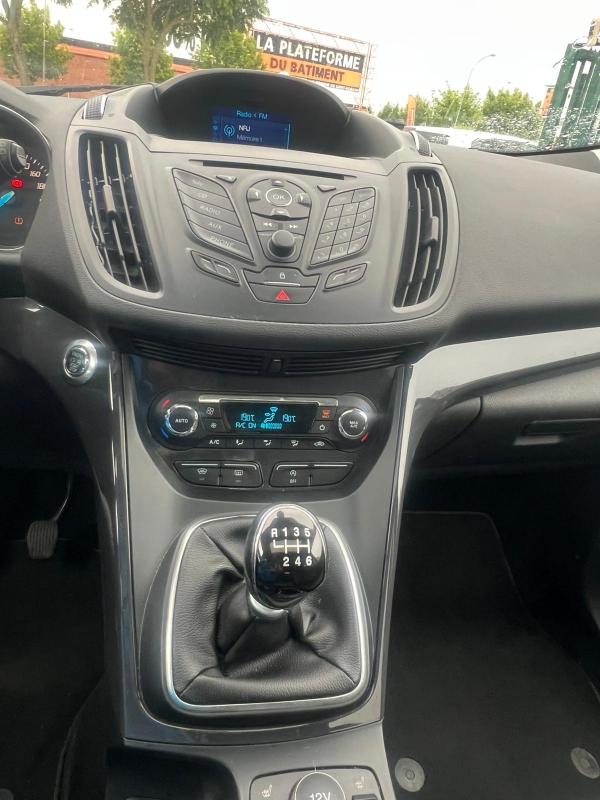 Ford Kuga II (2) 2.0 TDCI 150 S&S 4X2 TITANIUM