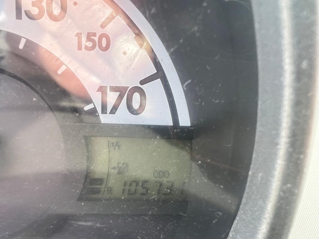 Peugeot 107 (2) 1.0 URBAN FAIBLE KM
