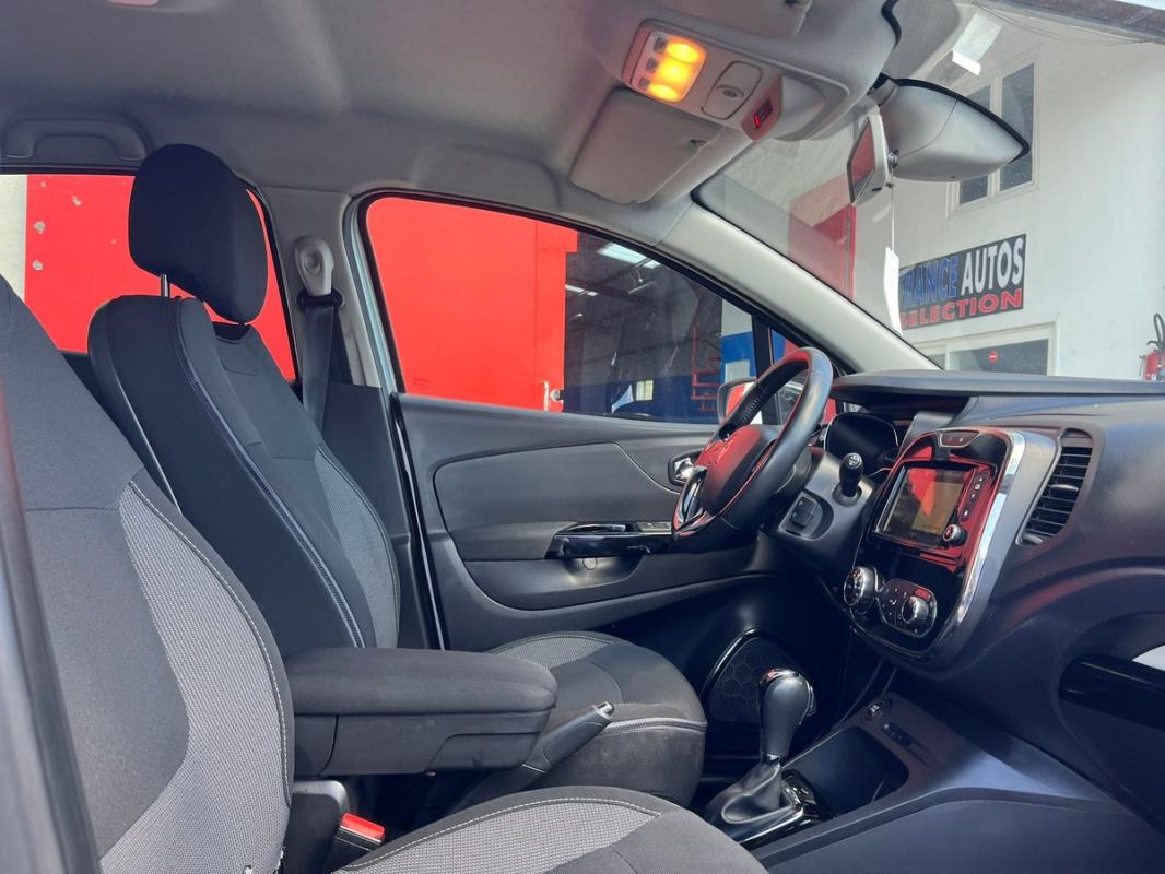Renault Captur 1.2L TCE 120 CH BOÎTE AUTOMATIQUE - ESSENCE | ENTIÈREMENT RÉVISÉE & GARANTIE 12 MOIS