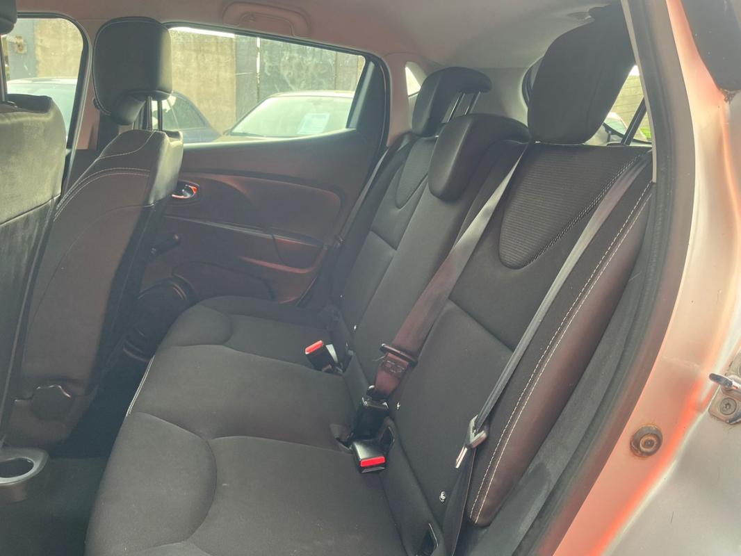 Renault Clio IV 1.5 DCI 90 CH | ENTIÈREMENT RÉVISÉE & GARANTIE SUR 12 MOIS UE