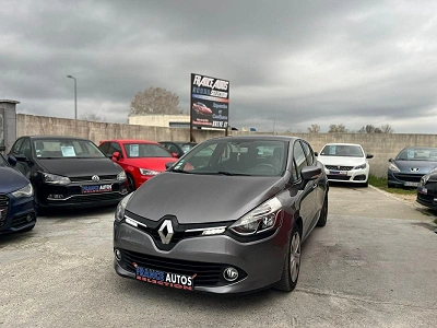 Renault Clio IV 1.5L DCI - RADAR DE RECUL GPS | ENTIÈREMENT RÉVISÉE ET GARANTIE 12 MOIS EN EUROPE