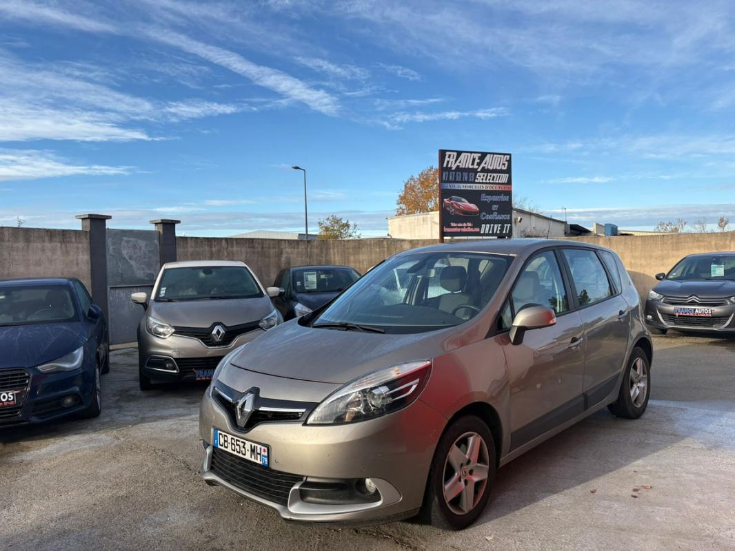 Renault Scenic PHASE 2 1.5L DCI 110 CH - ENTIÈREMENT RÉVISÉE & GARANTIE 12 MOIS GPS, 4 PNEUS NEUFS