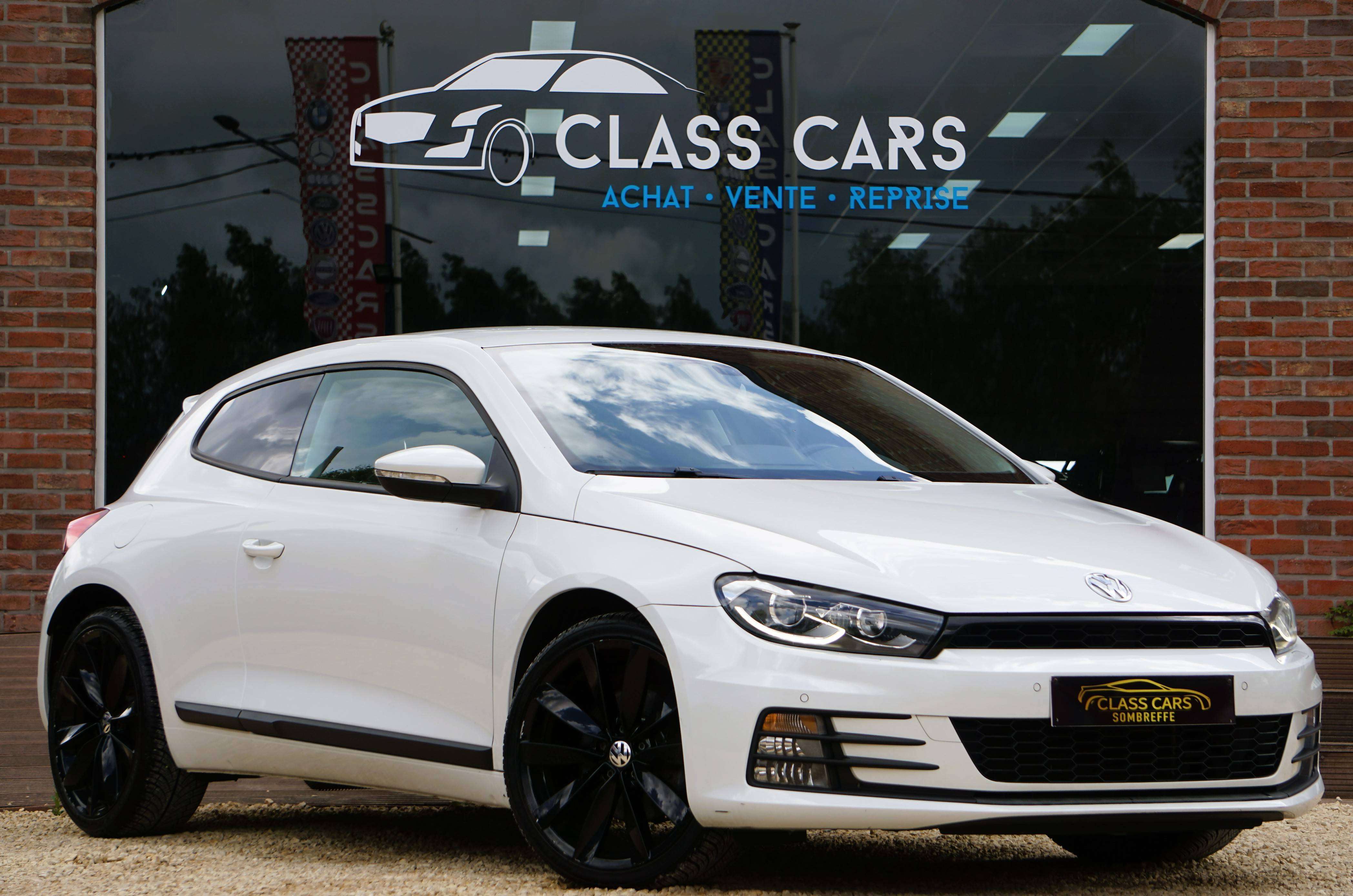 Volkswagen Scirocco 2.0 TSI DSG6 BI-XENON PDC CLIMTRONIC CARNET COMPLET