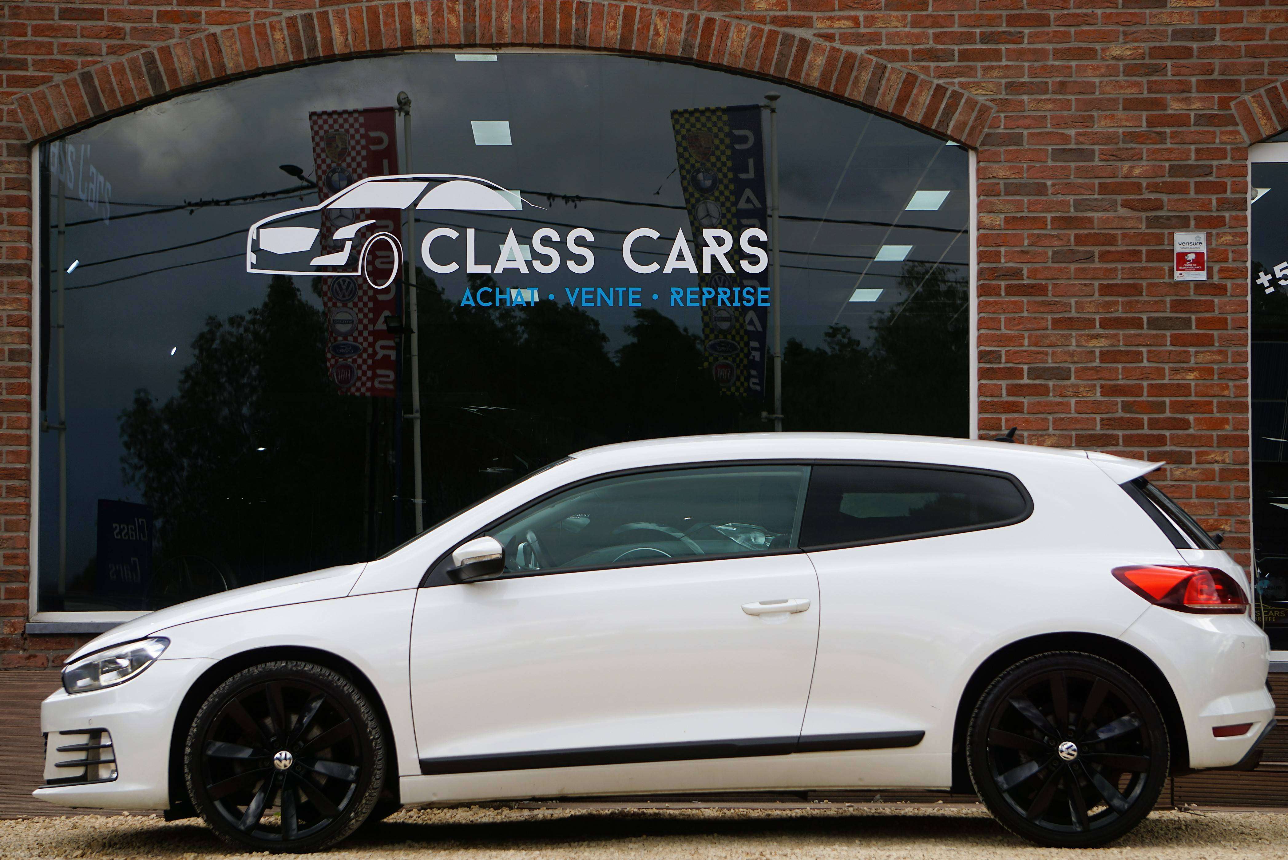 Volkswagen Scirocco 2.0 TSI DSG6 BI-XENON PDC CLIMTRONIC CARNET COMPLET