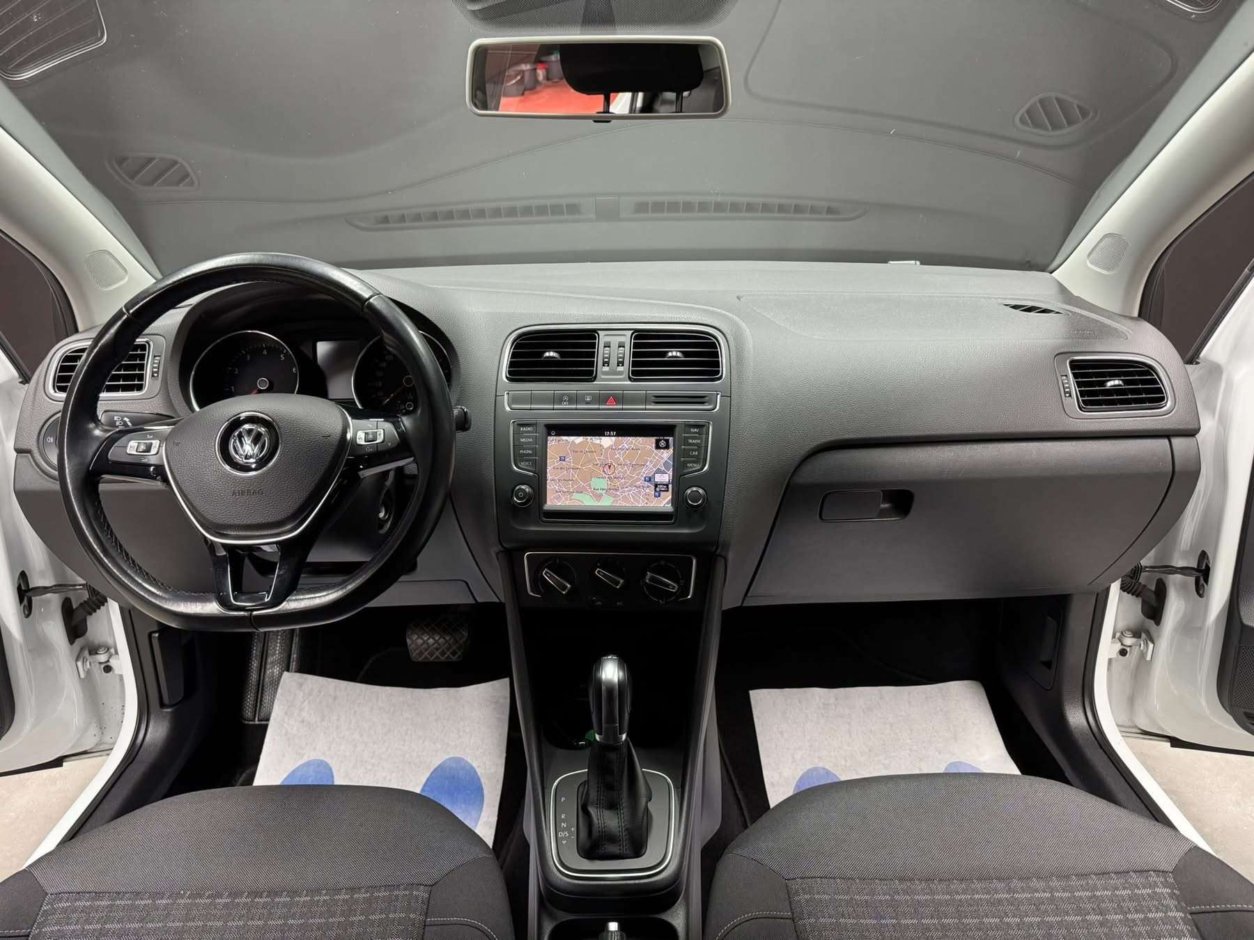 Volkswagen Polo Polo 1.2 TSI DSG **12 mois de garantie**