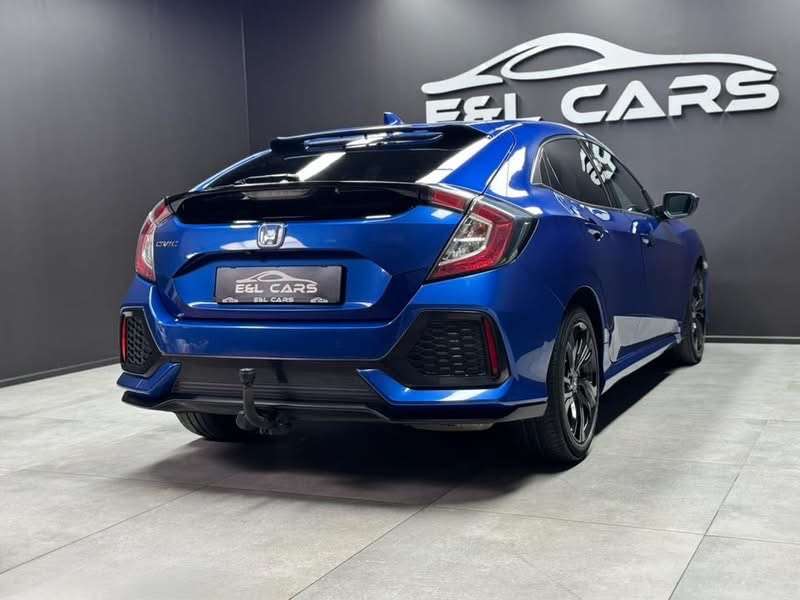 Honda Civic Réservé
