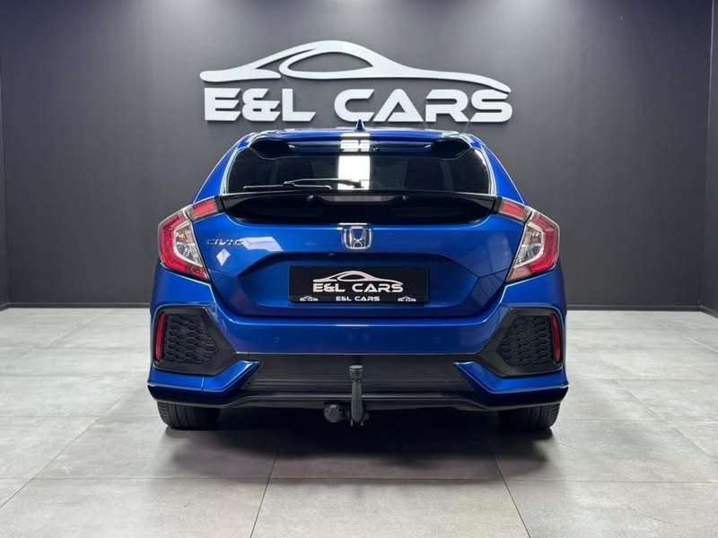 Honda Civic Réservé