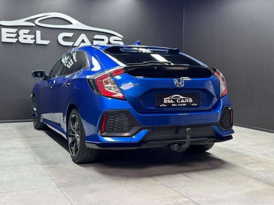 Honda Civic Réservé