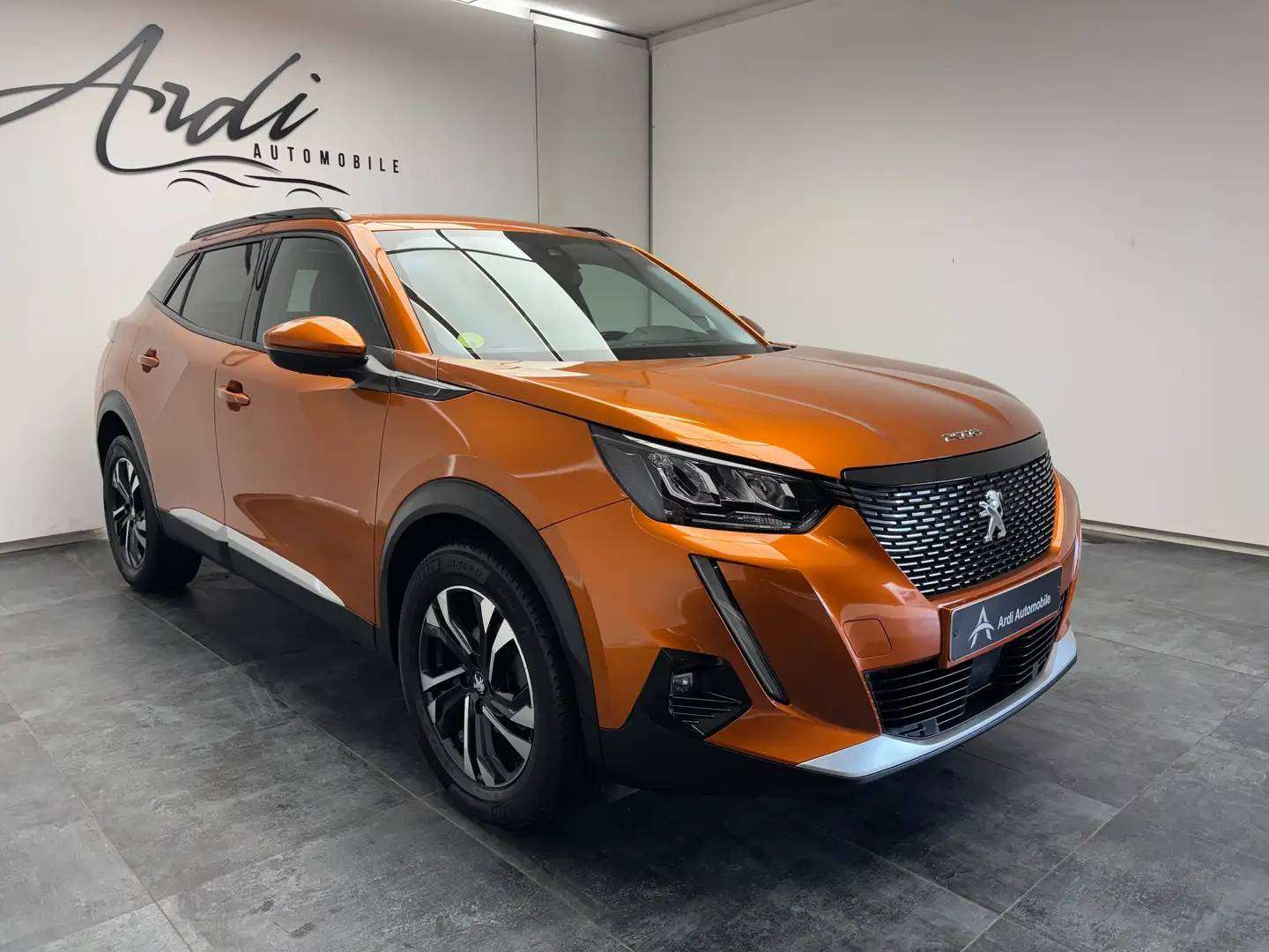 Peugeot 2008 1.5 BlueHDi *CARPLAY*FRONT ASSIST*CAMERA*LED*GARANTIE*
