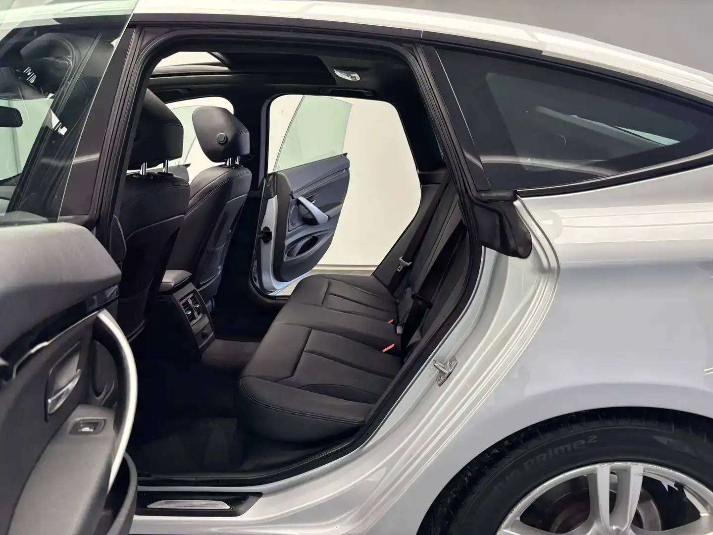BMW 318 dA Gran Turismo *PACK M*TOIT OUV+PANO*1ER PROPRIO*GARANTIE