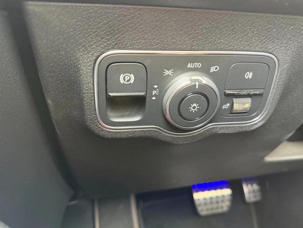 Mercedes-Benz Classe E Eqb 350 ELECTRIC 290 4MATIC BVA 1ERE MAIN- 7 PLACES-ENTRETIEN MERCEDES-CARPLAY