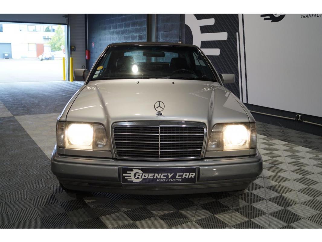 Mercedes-Benz Classe E 220 - BVA CABRIOLET Prestige 148900 km d'origine