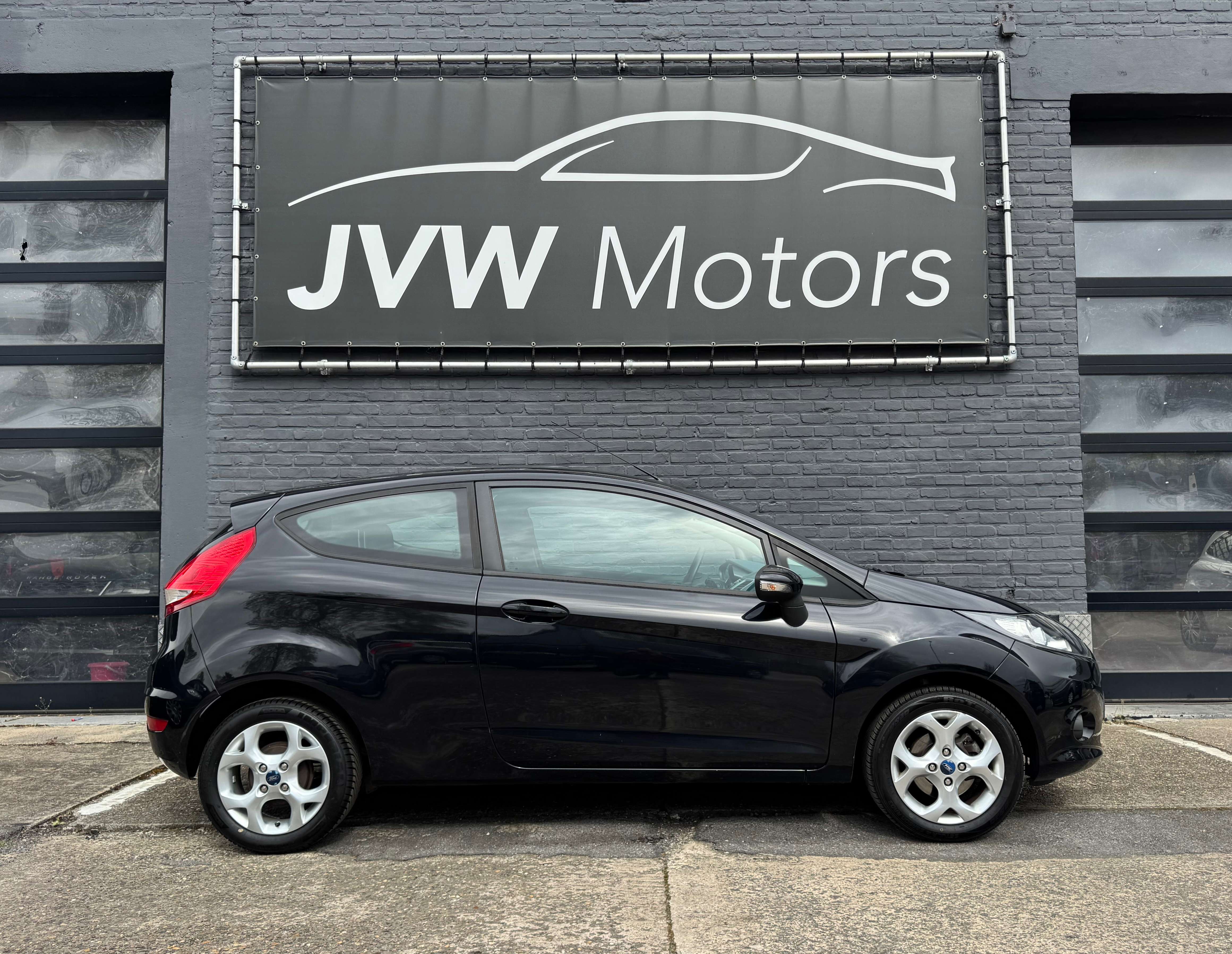 Ford Fiesta 1.25i * 66Dkm * Trend * Garantie