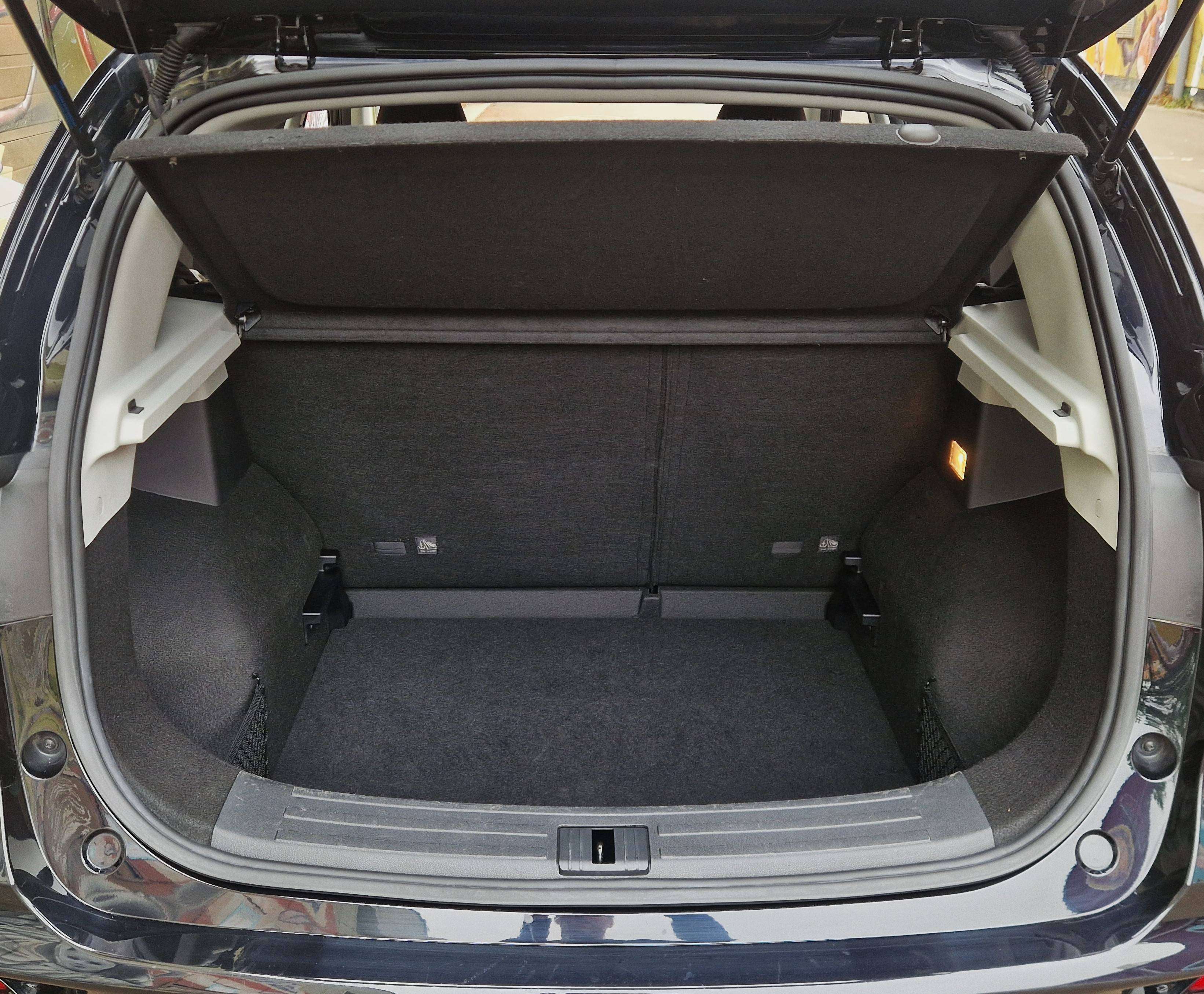 MG ZS ZS 1.5 VTi   BTW aftrekbaar