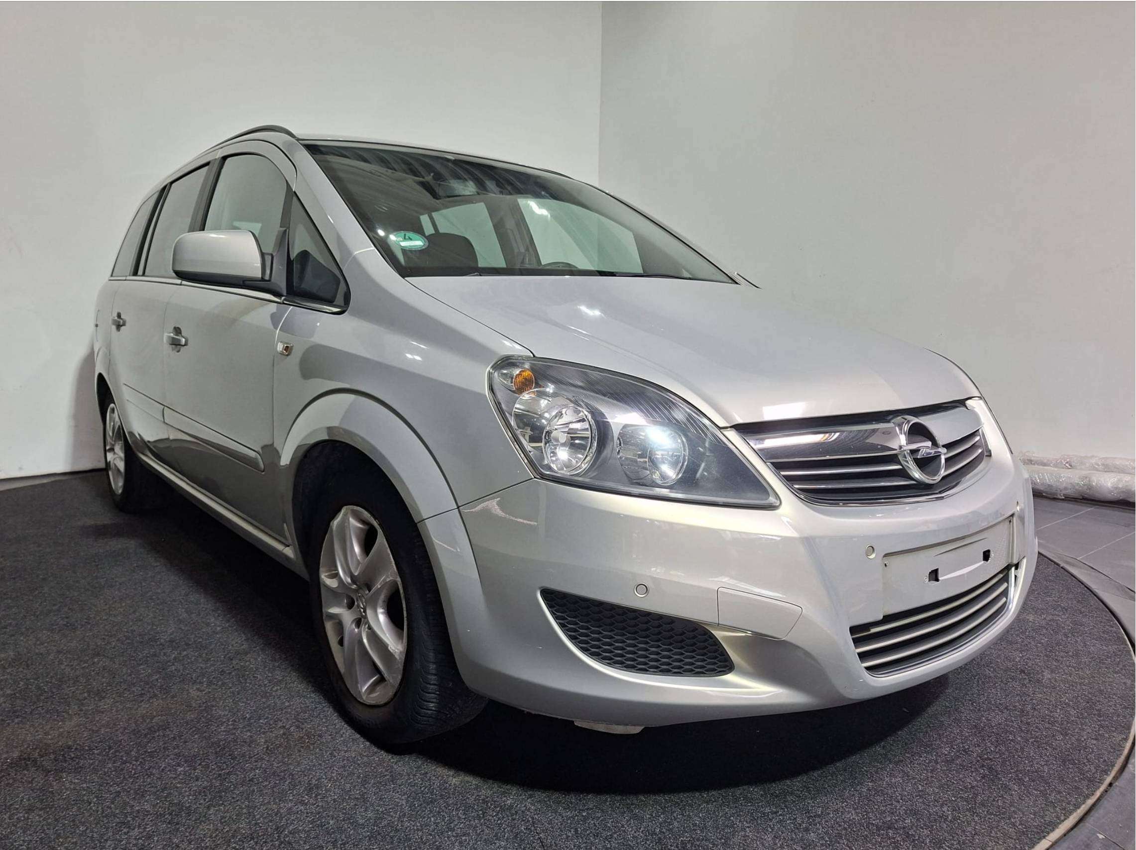 Opel Zafira Zafira 1.6i  I 7 Plaatsen I only export I