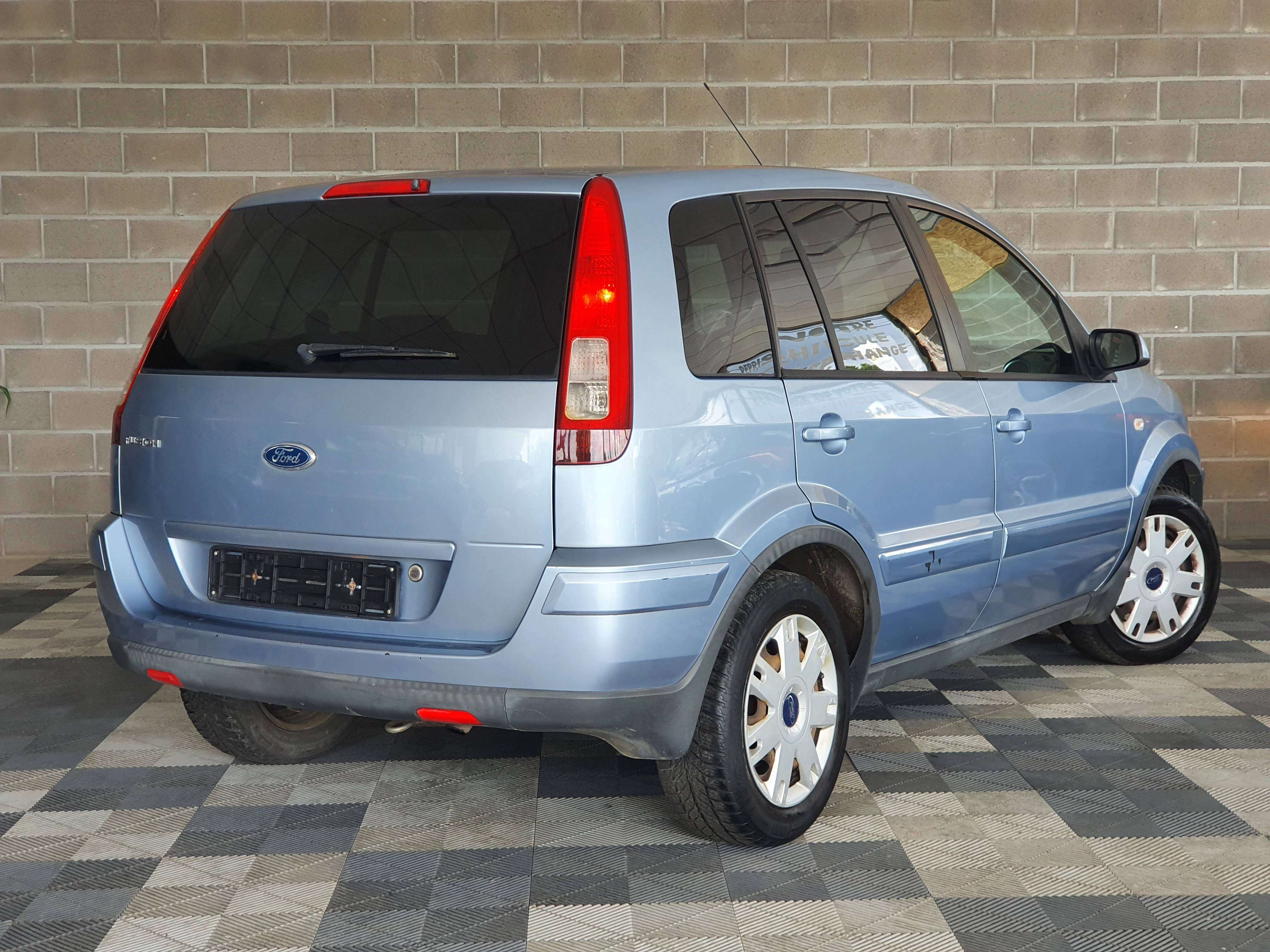 Ford Fusion 🟢1.4 ESSENCE 80CV - AIRCO - 5 PORTES
