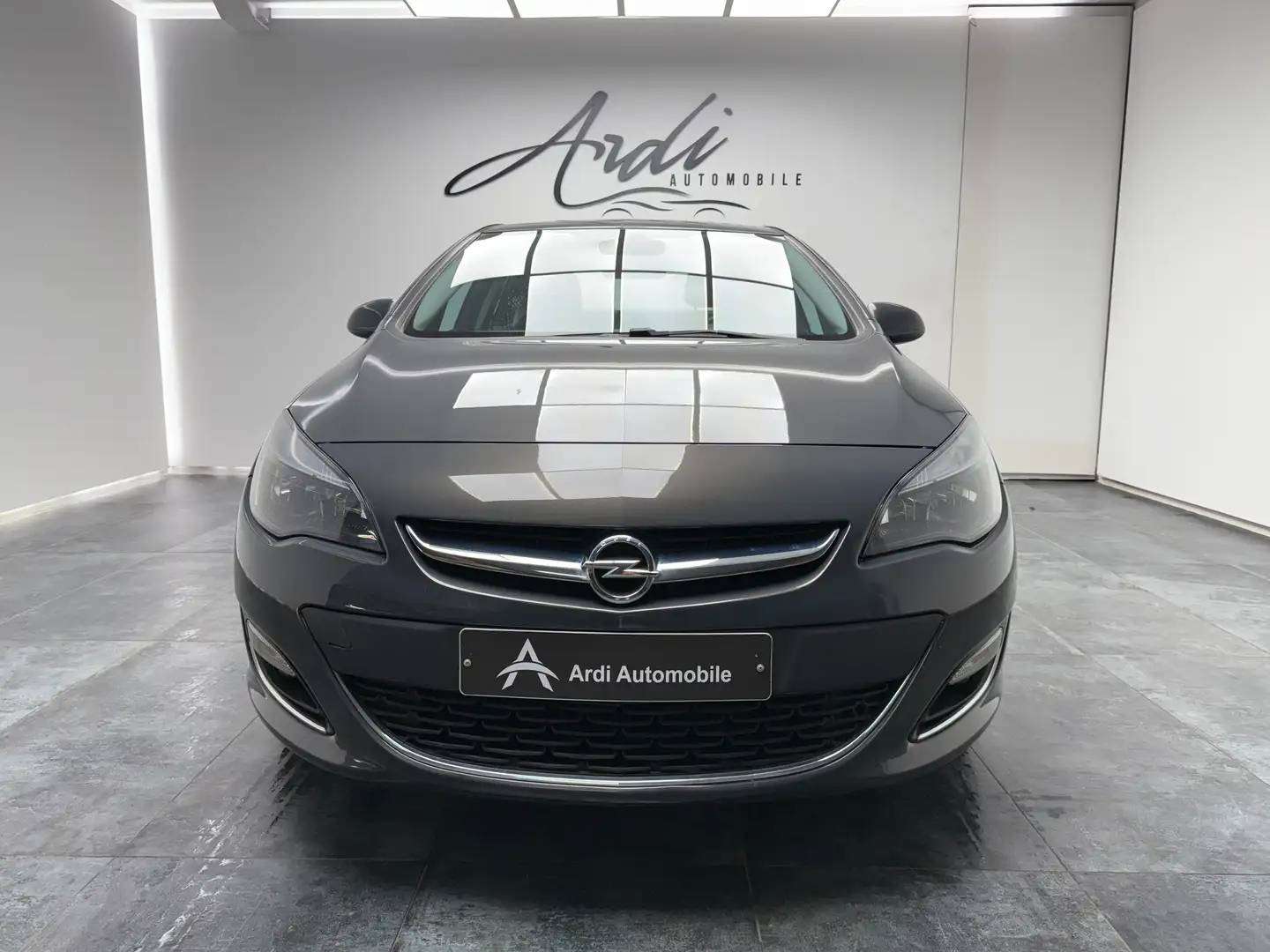 Opel Astra 1.7 CDTi *SIEGES CHAUFFANTS*GPS*GARANTIE 12 MOIS*