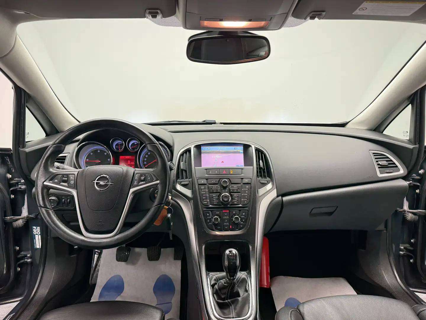 Opel Astra 1.7 CDTi *SIEGES CHAUFFANTS*GPS*GARANTIE 12 MOIS*