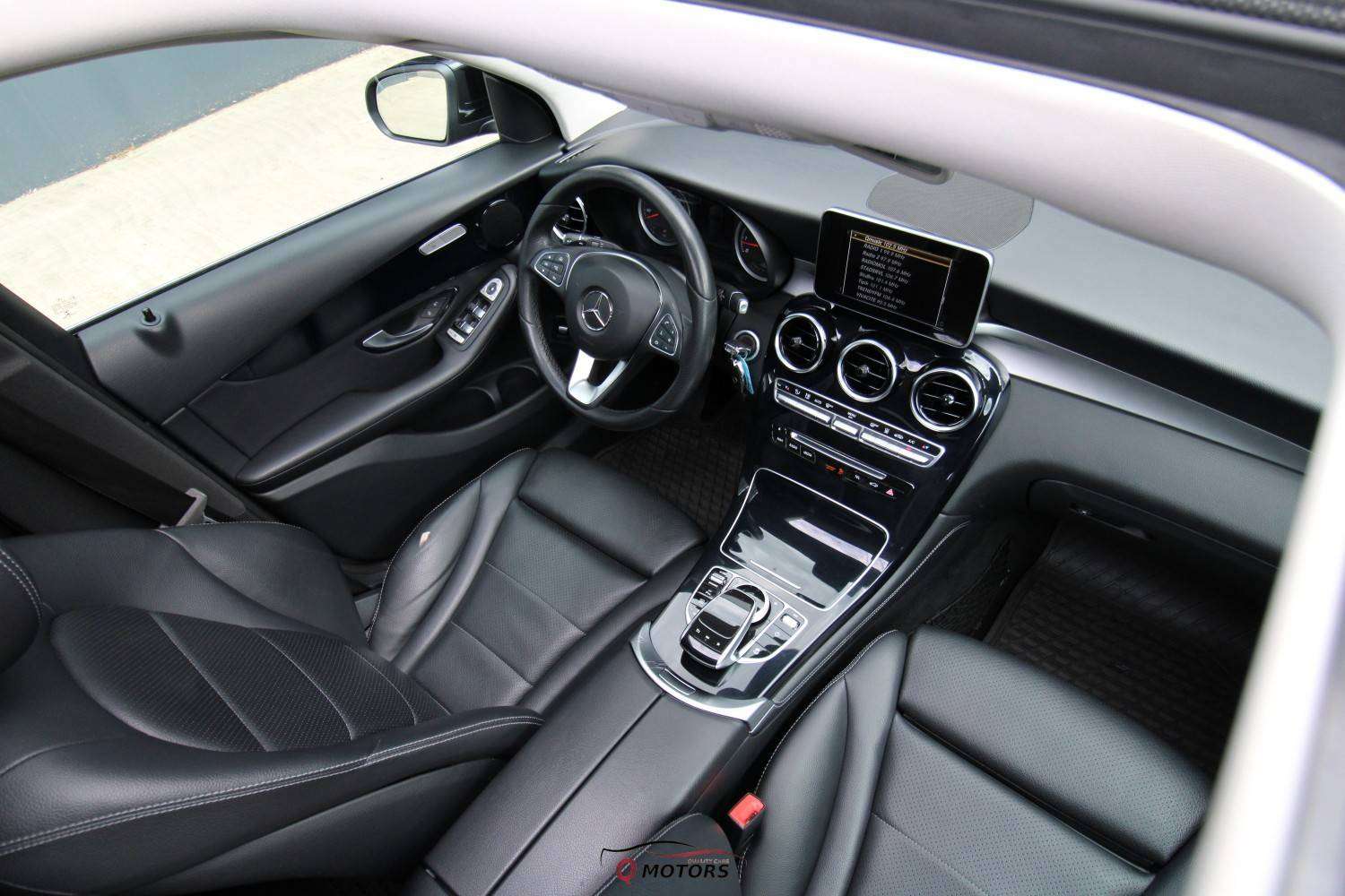Mercedes-Benz GLC 350 e 4-Matic PHEV/PANO/LED/CRUISE