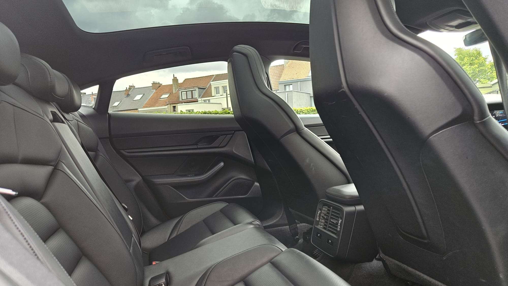 Porsche Taycan *** 4S - Performance Plus - 490 HP - 1 owner - Garantie ***