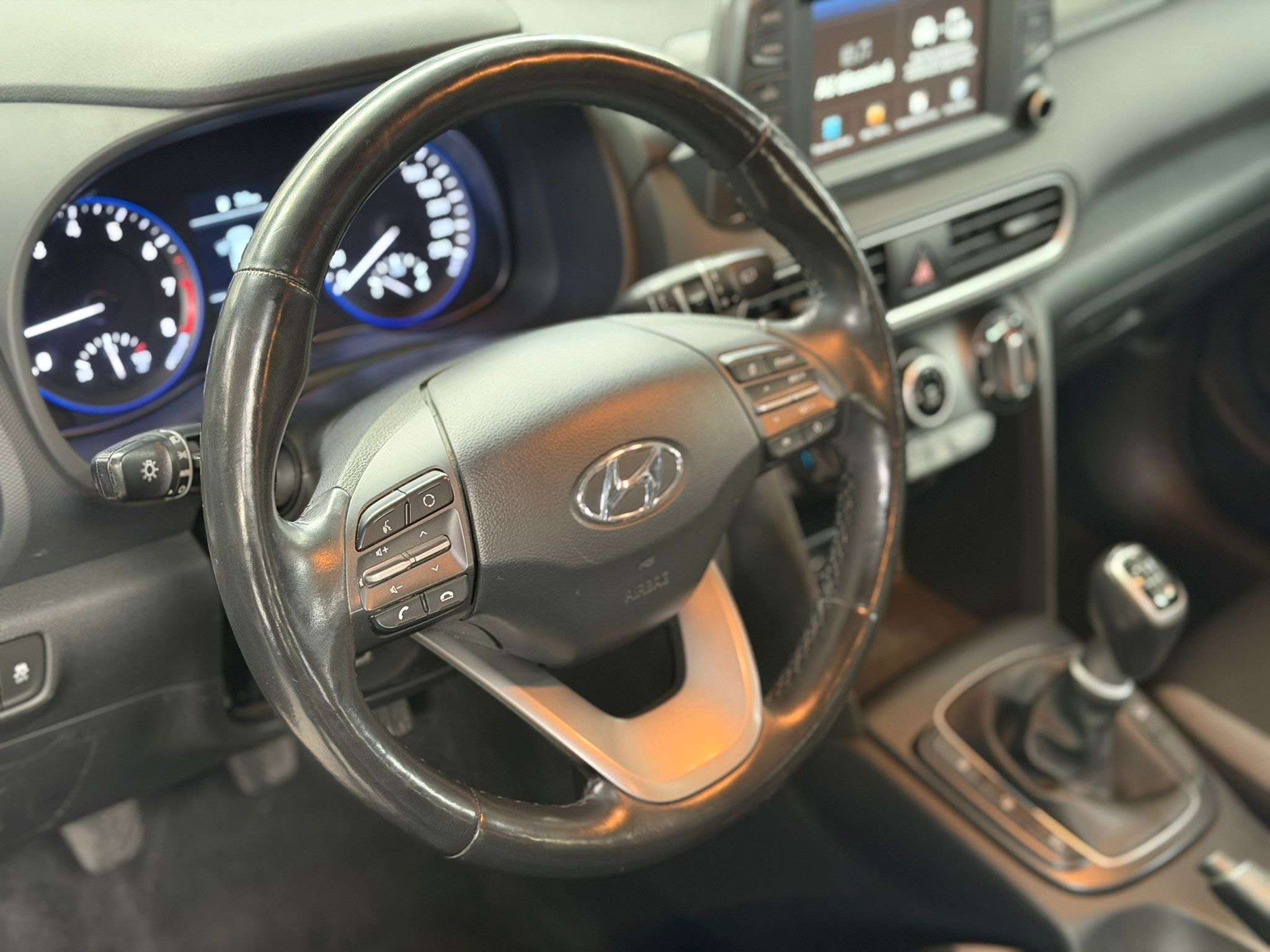 Hyundai KONA 1.0i * 1ER PROP * CARPLAY * GPS * LED * RADAR AR * GARANTIE