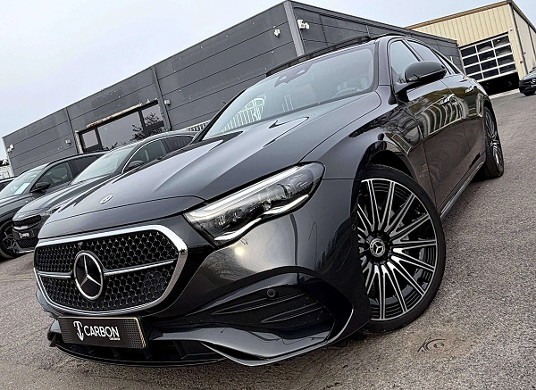 Mercedes-Benz E 220 d Pack AMG DIGITAL LIGHT/DISPLAY/BURMESTER 4D