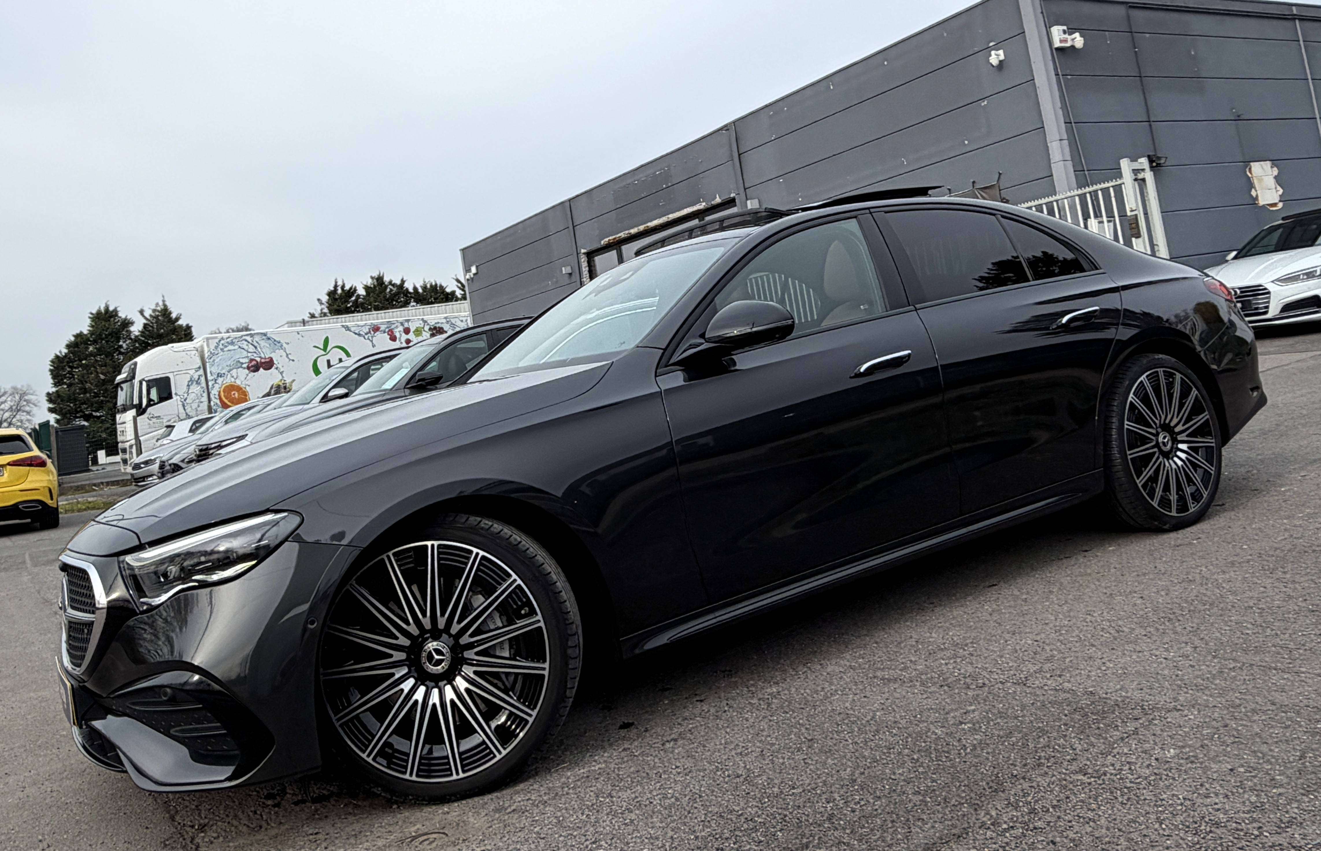 Mercedes-Benz E 220 d Pack AMG DIGITAL LIGHT/DISPLAY/BURMESTER 4D