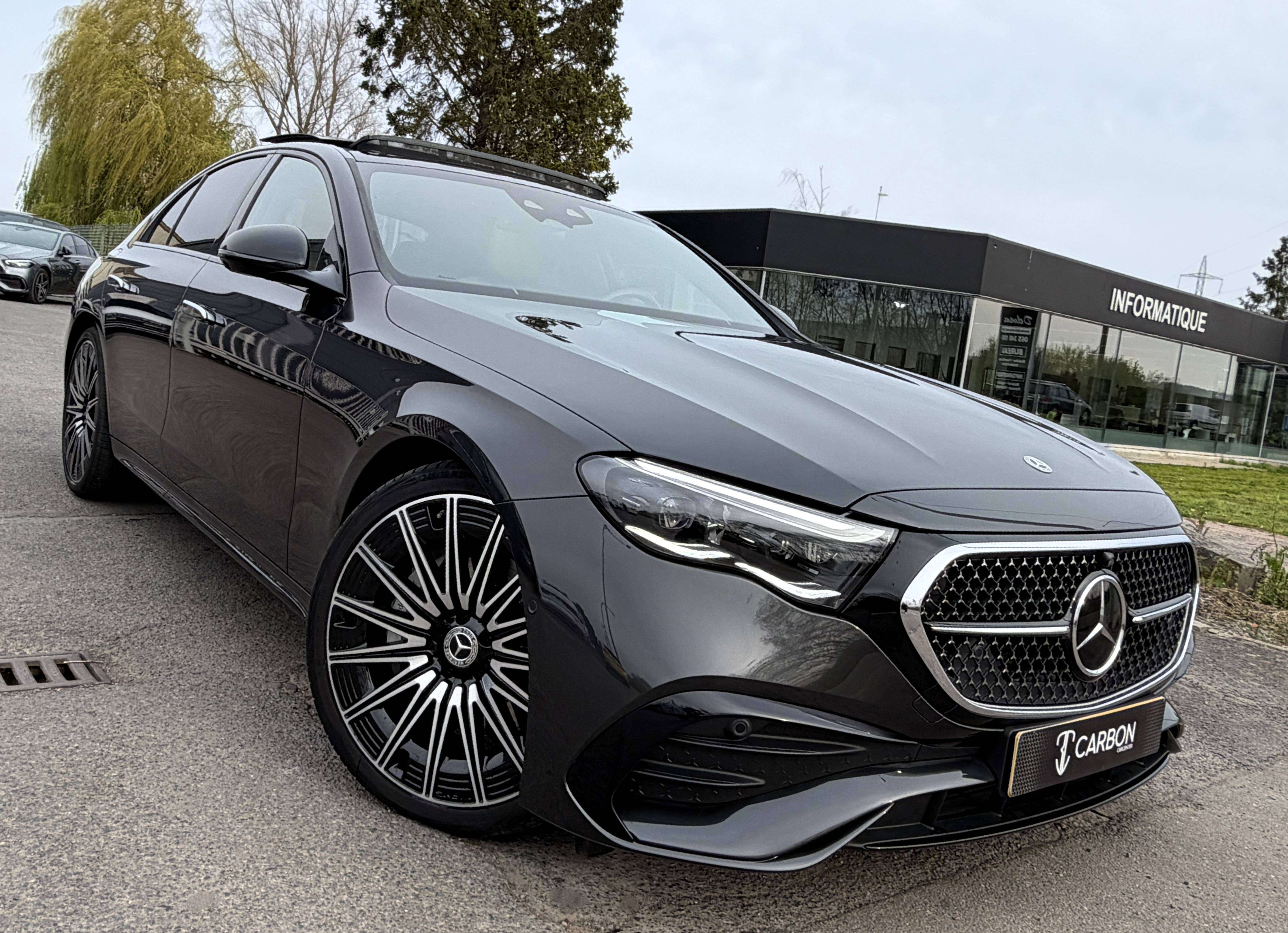 Mercedes-Benz E 220 d Pack AMG DIGITAL LIGHT/DISPLAY/BURMESTER 4D