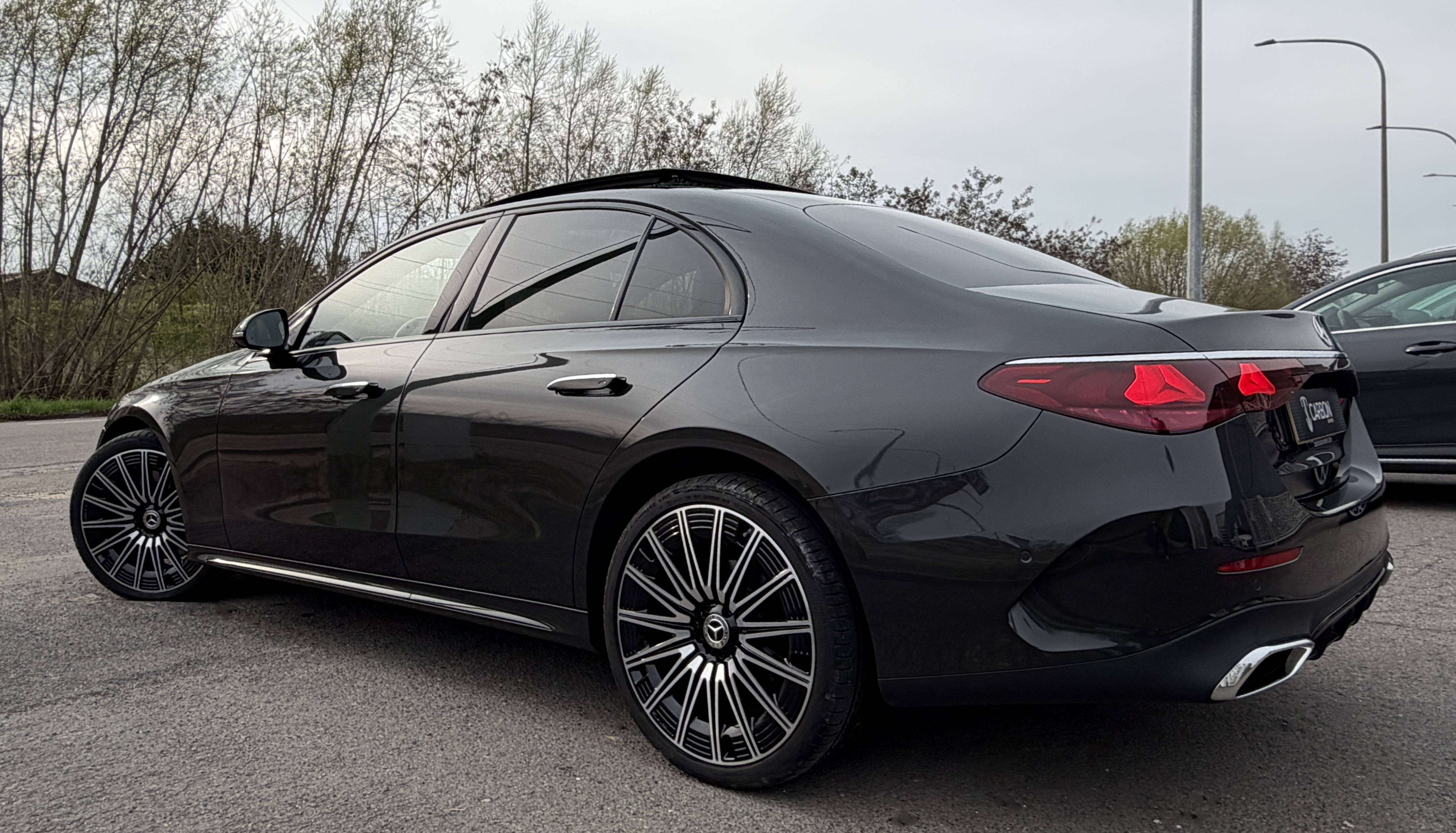 Mercedes-Benz E 220 d Pack AMG DIGITAL LIGHT/DISPLAY/BURMESTER 4D