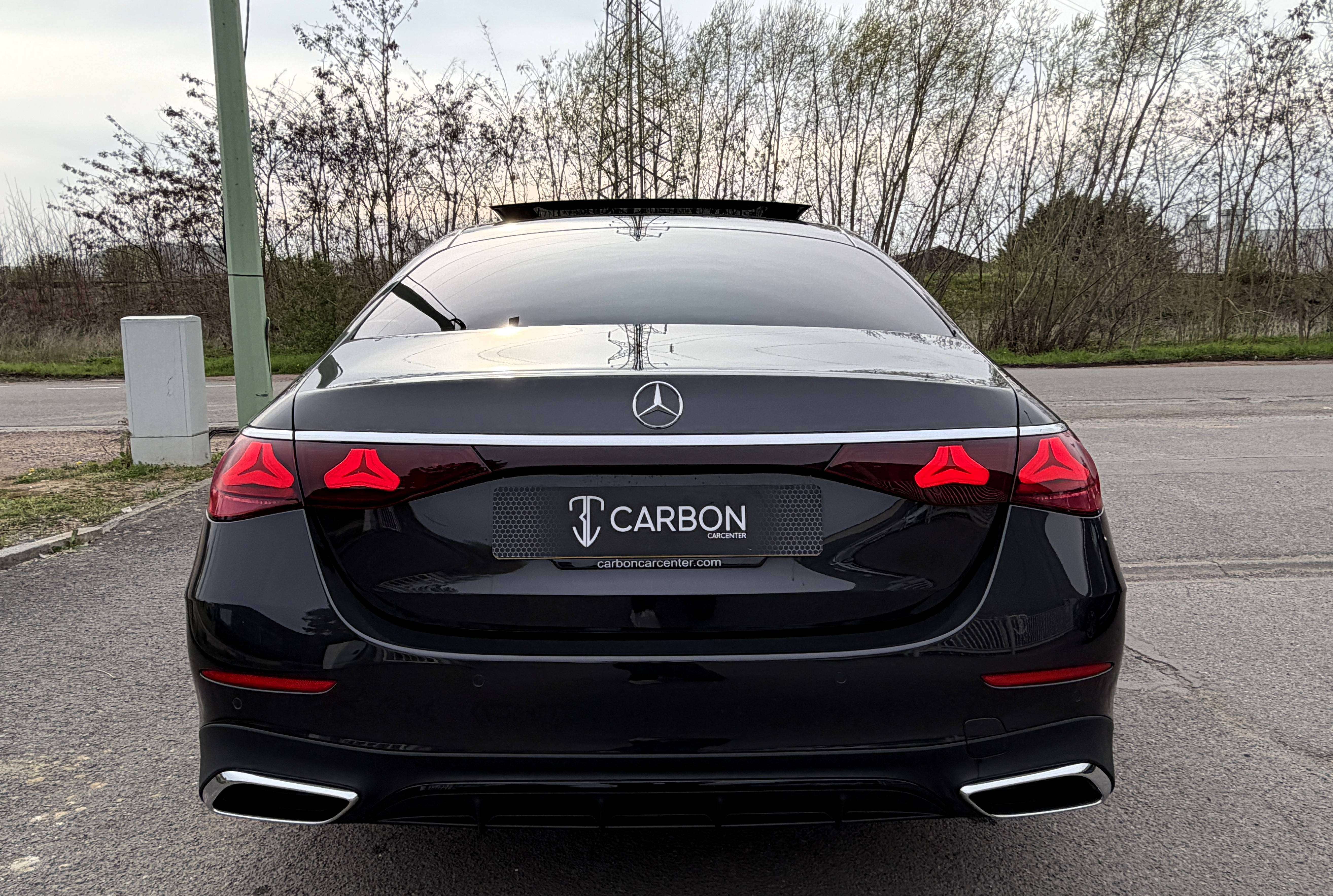 Mercedes-Benz E 220 d Pack AMG DIGITAL LIGHT/DISPLAY/BURMESTER 4D