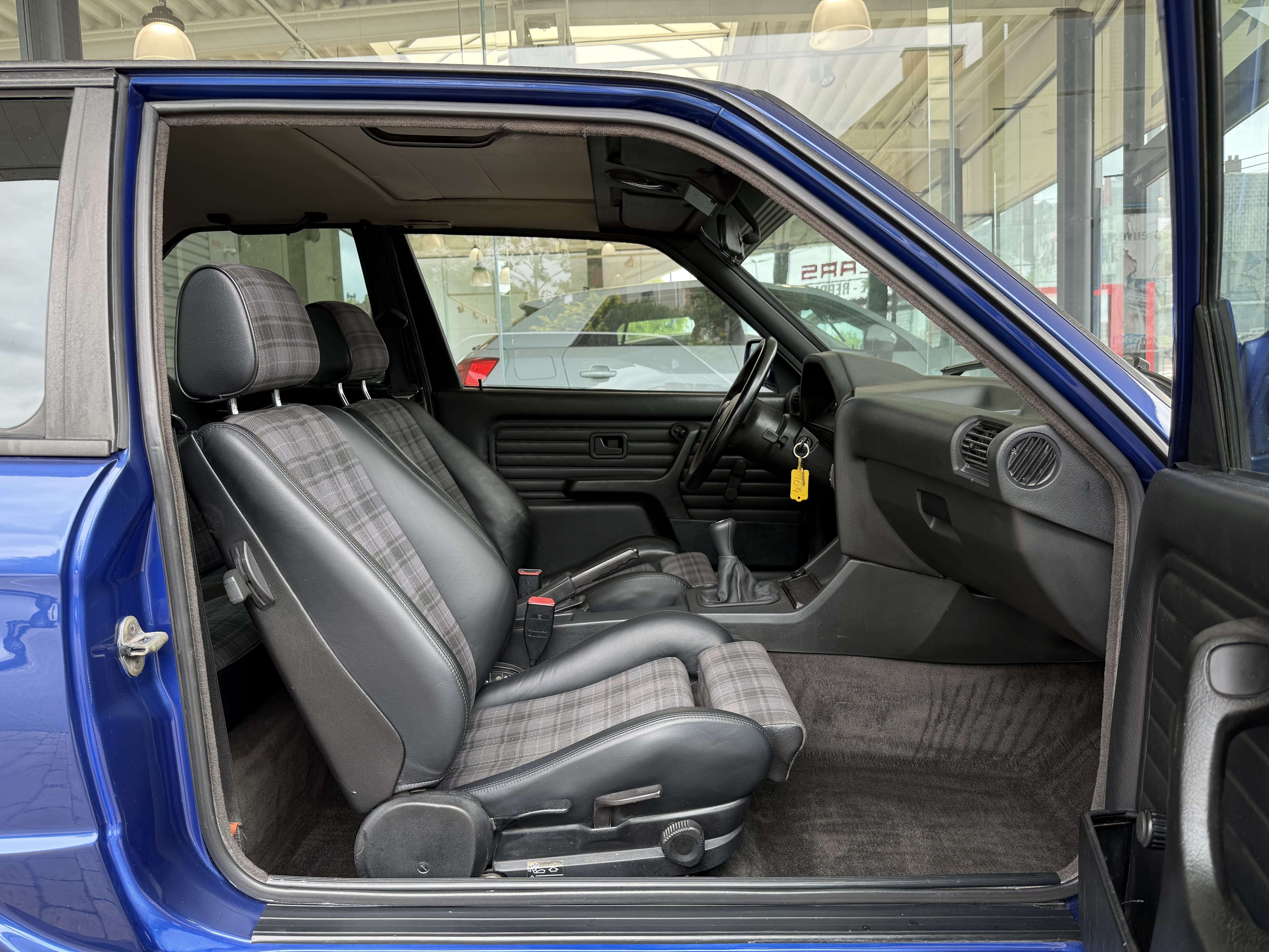 BMW 325 i 2.7i (M20B27) "ANCETRE" TO-DA-SEMI CUIR-JA 17P