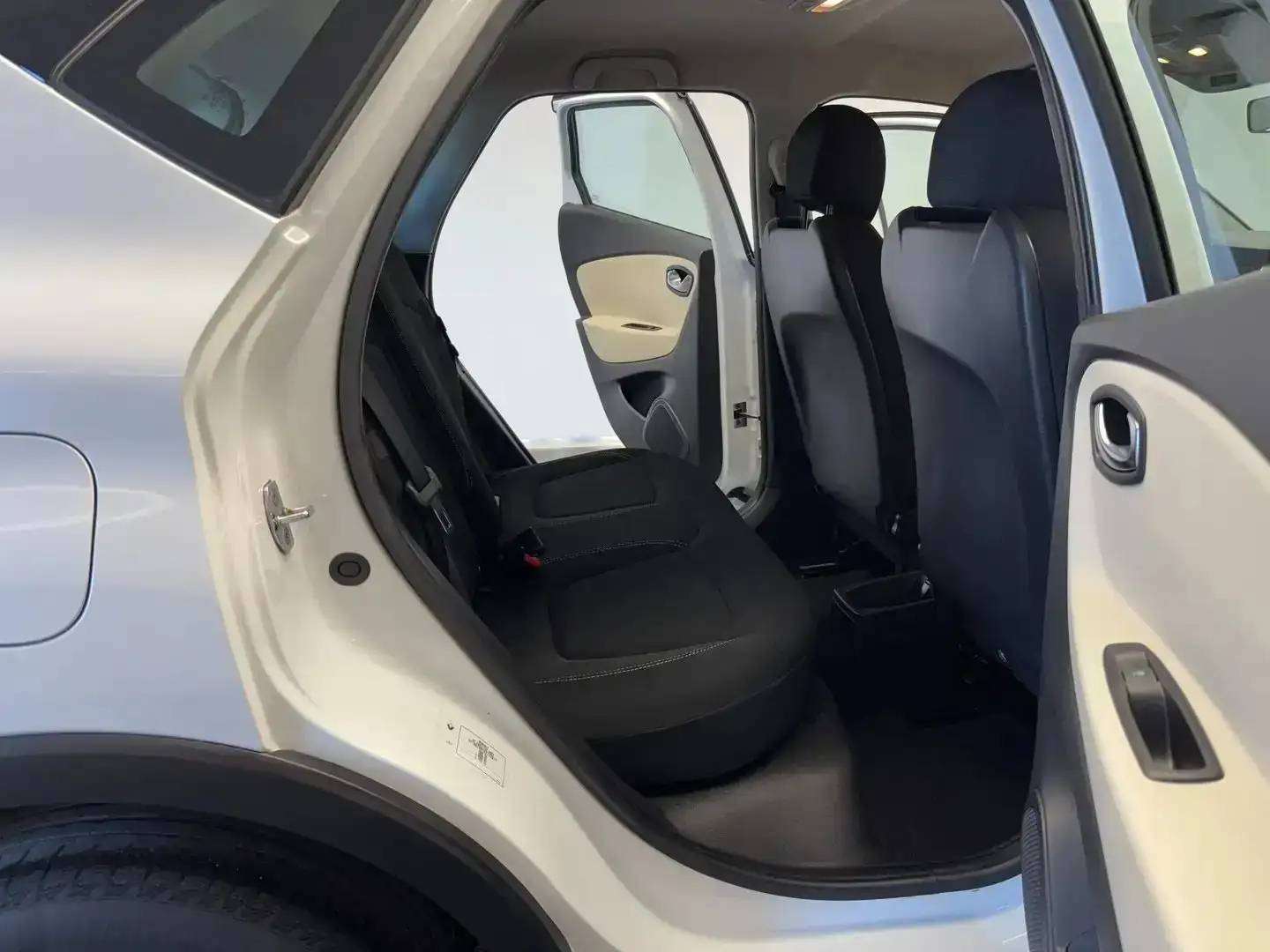 Renault Captur 0.9 TCe *CRUISE CONTROL*CAPTEUR AR*1ER PROPRIO*GARANTIE*