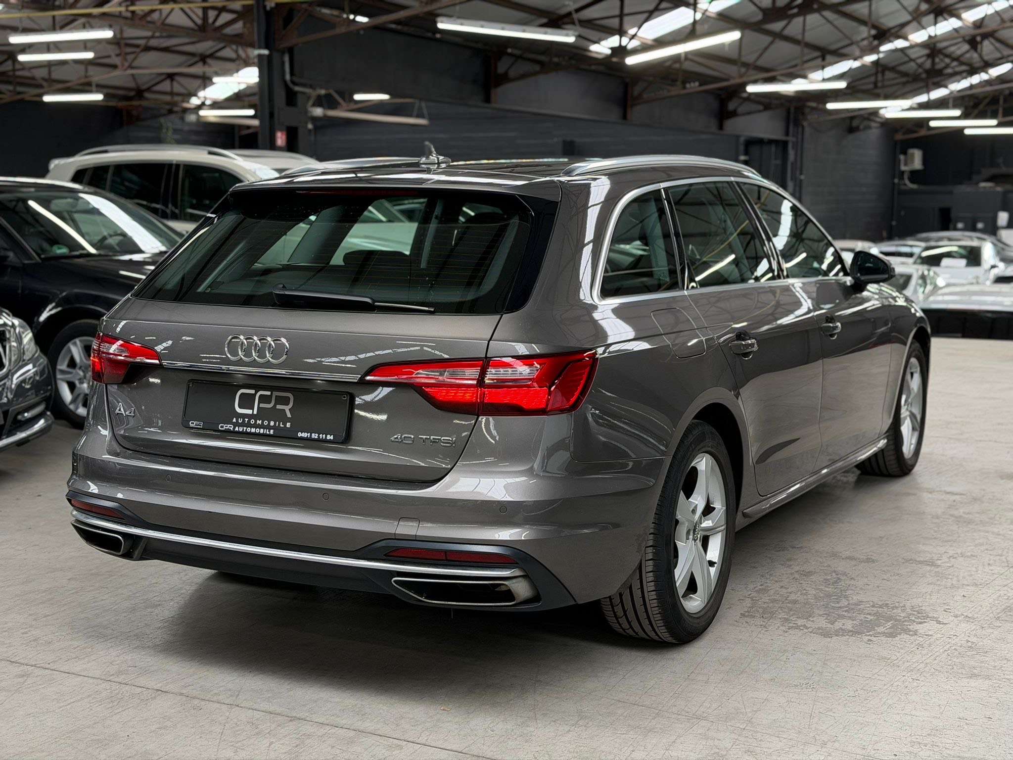Audi A4 40 TFSI S tronic * NEW LIFT * GPS * XENON * RADAR * GARANTIE