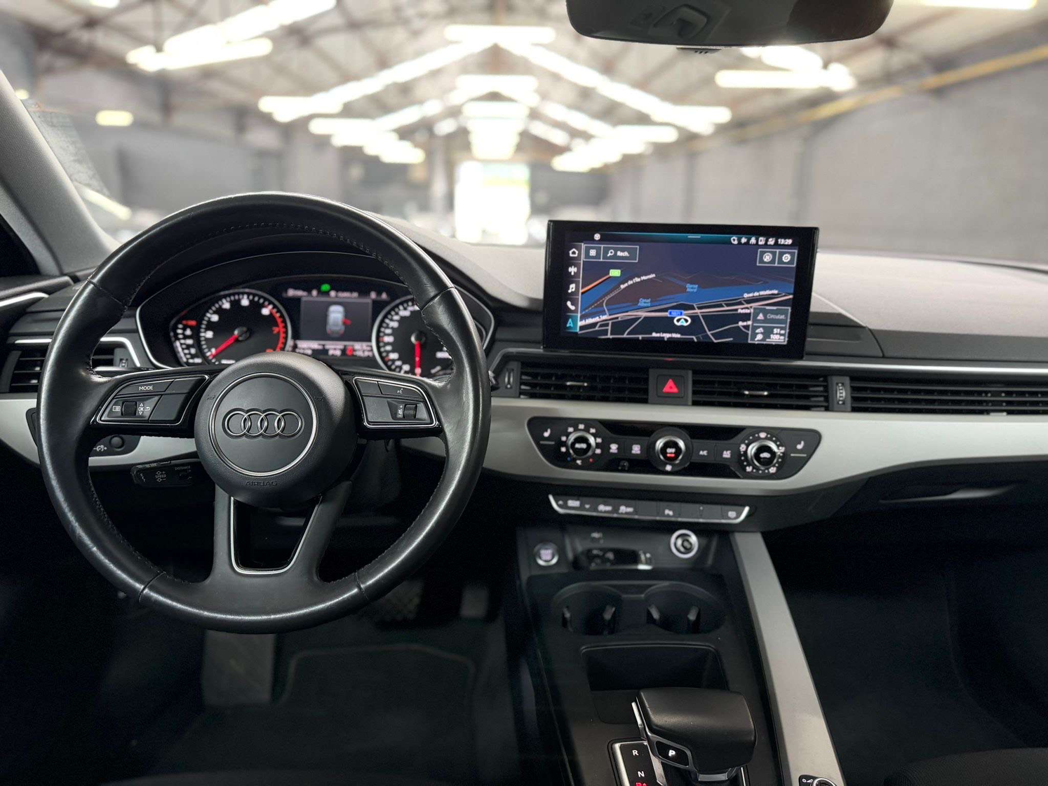 Audi A4 40 TFSI S tronic * NEW LIFT * GPS * XENON * RADAR * GARANTIE