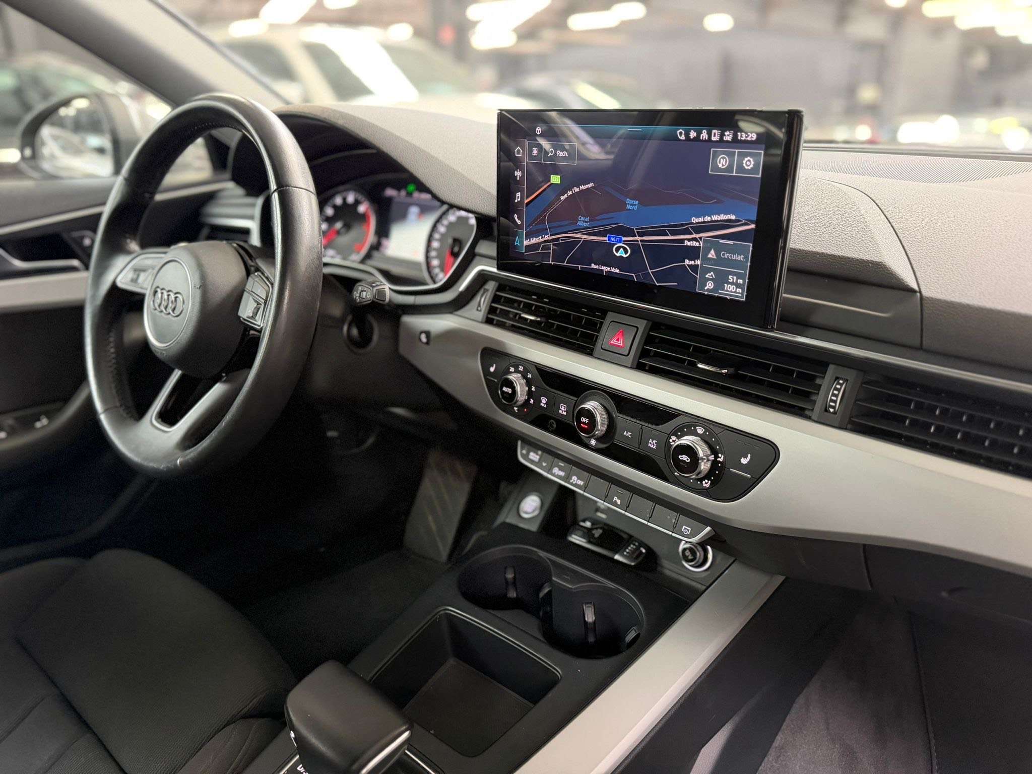 Audi A4 40 TFSI S tronic * NEW LIFT * GPS * XENON * RADAR * GARANTIE