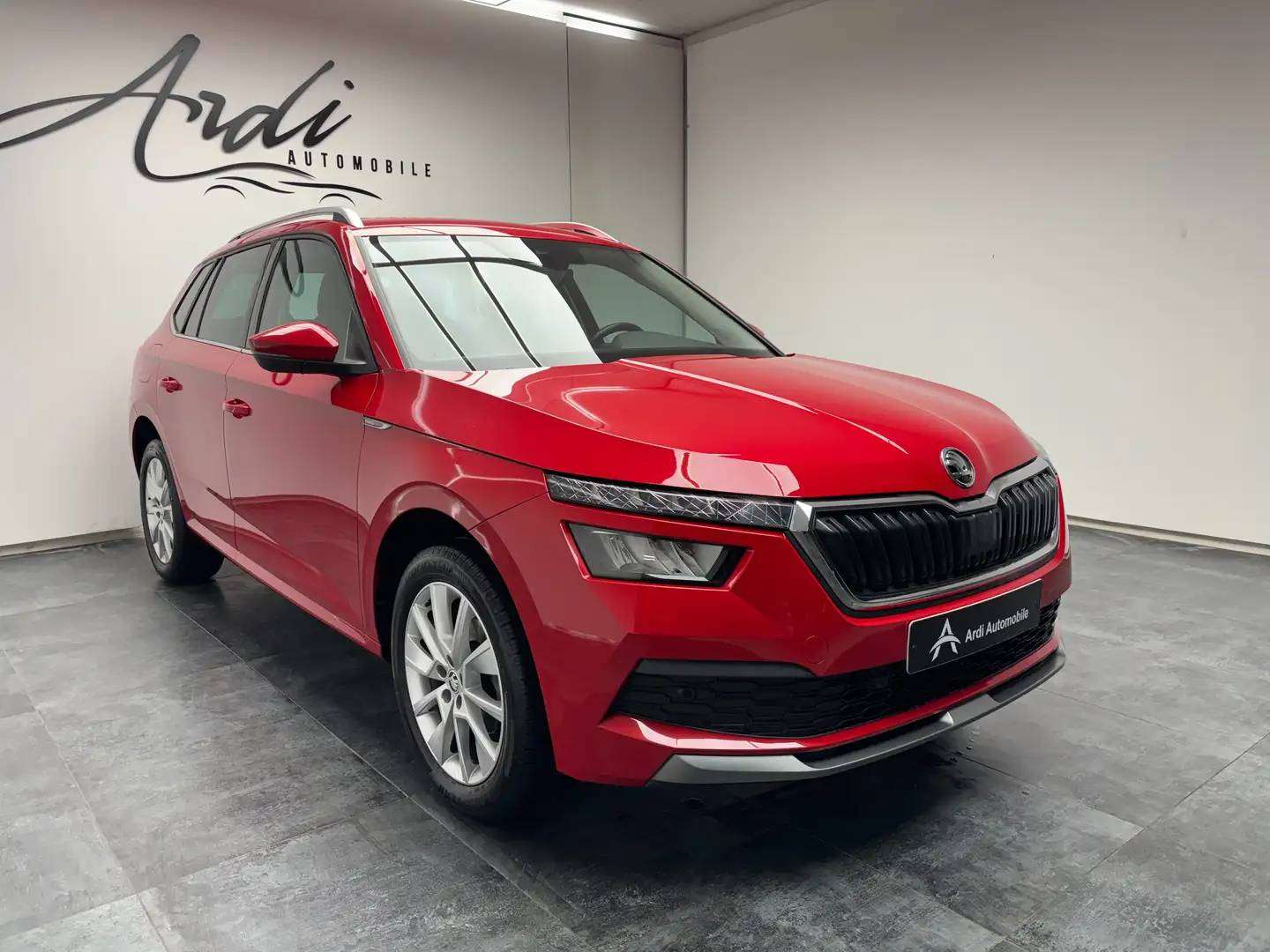Skoda Kamiq 1.0 TSI *CARPLAY*SIEGE CHAUFF*CAMERA*1ER PROPRIO*GARANTIE*