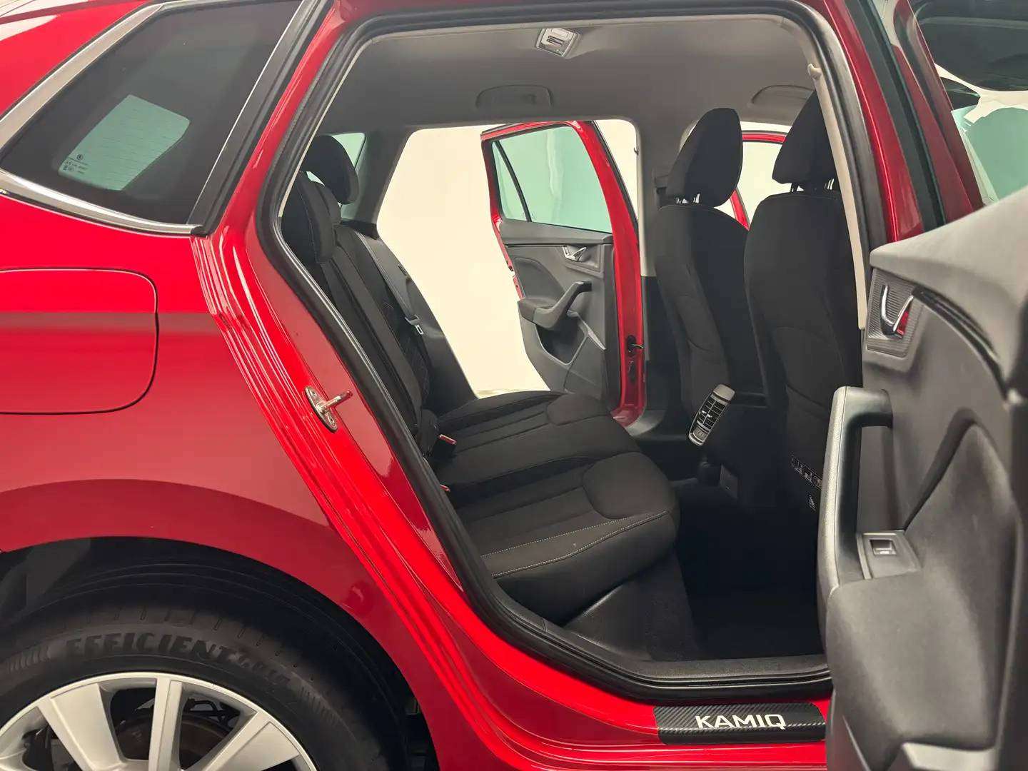 Skoda Kamiq 1.0 TSI *CARPLAY*SIEGE CHAUFF*CAMERA*1ER PROPRIO*GARANTIE*