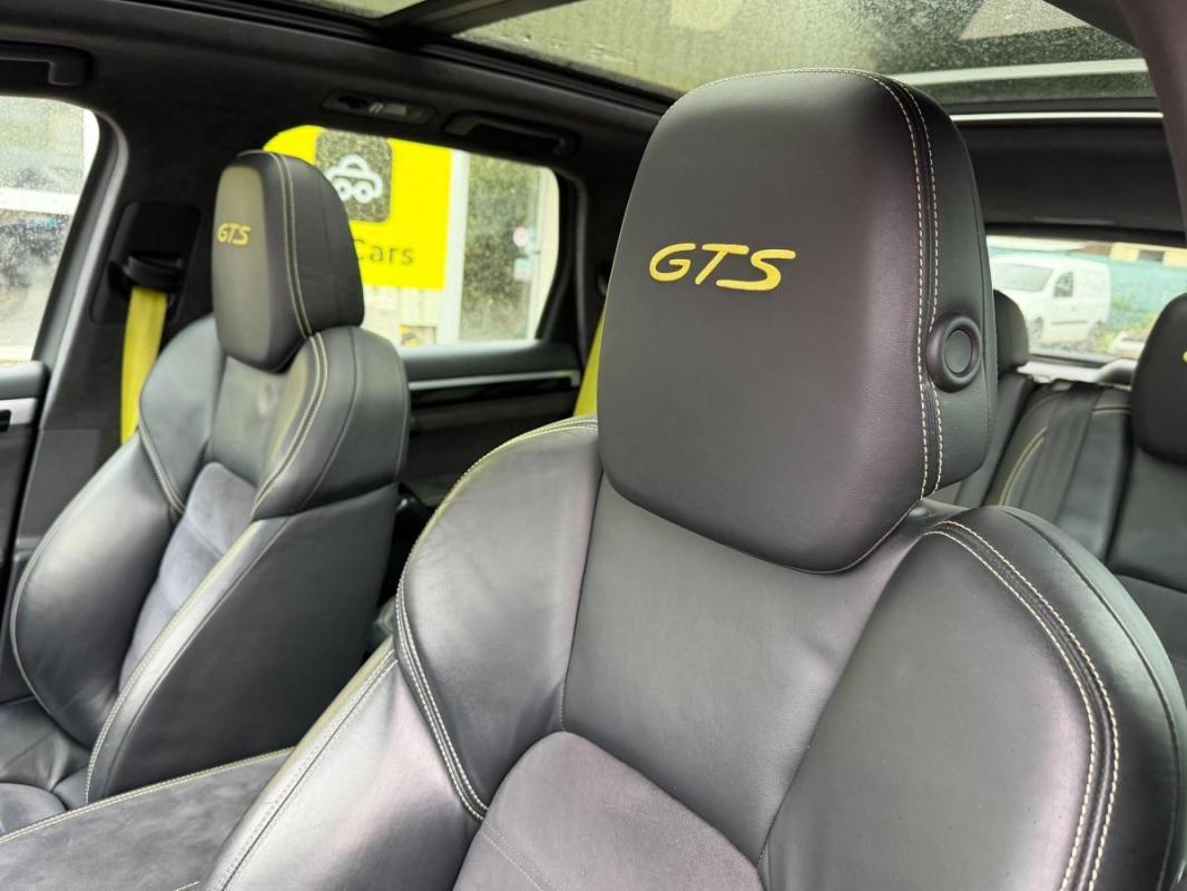 Porsche Cayenne 4.8 420 GTS TIPTRONIC-S BVA ENTRETIEN COMPLET PORSCHE-FULL OPTIONS-TOIT OUVRANT