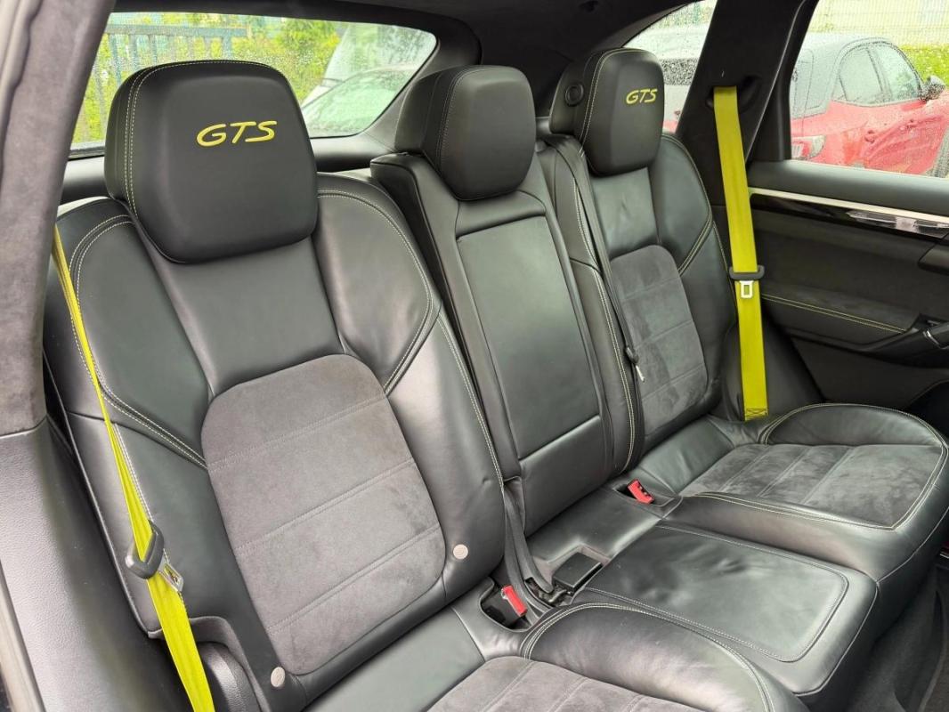 Porsche Cayenne 4.8 420 GTS TIPTRONIC-S BVA ENTRETIEN COMPLET PORSCHE-FULL OPTIONS-TOIT OUVRANT