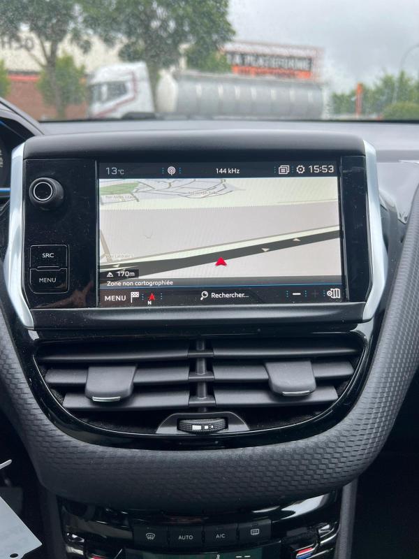 Peugeot 2008 (2) 1.2 L 130 S&S ALLURE E6