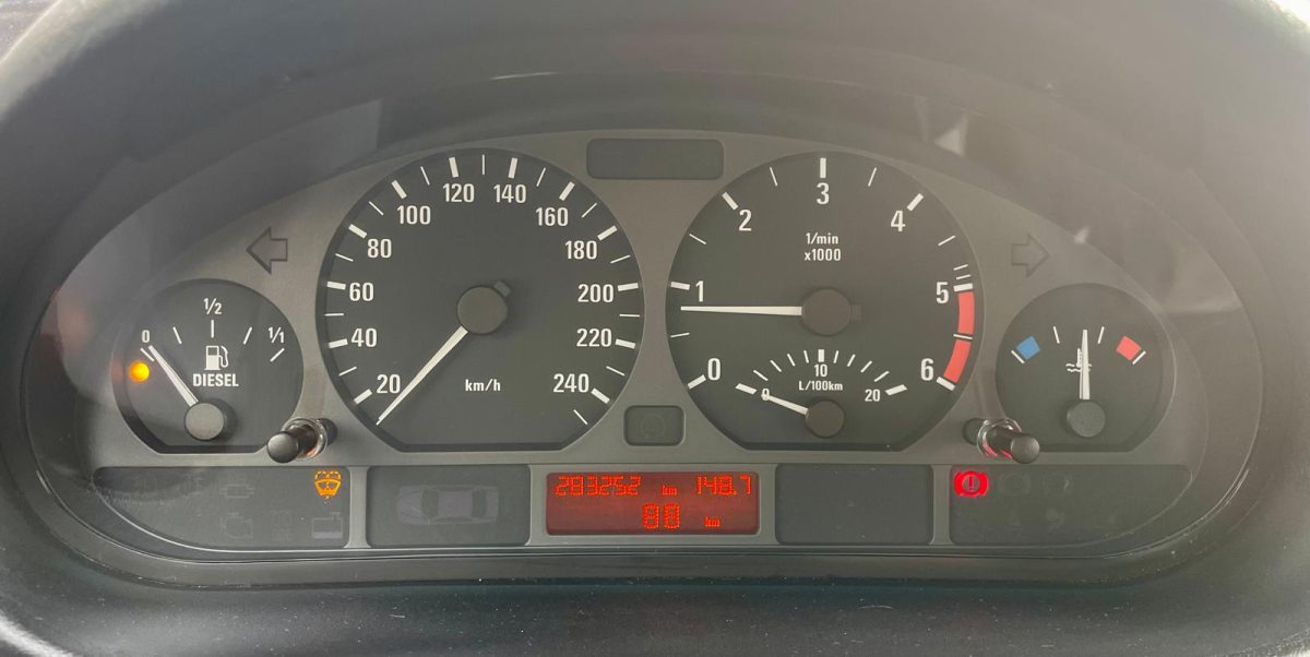 Bmw Serie 3 SERIE3 E46 320D 150ch SPORT DESIGN