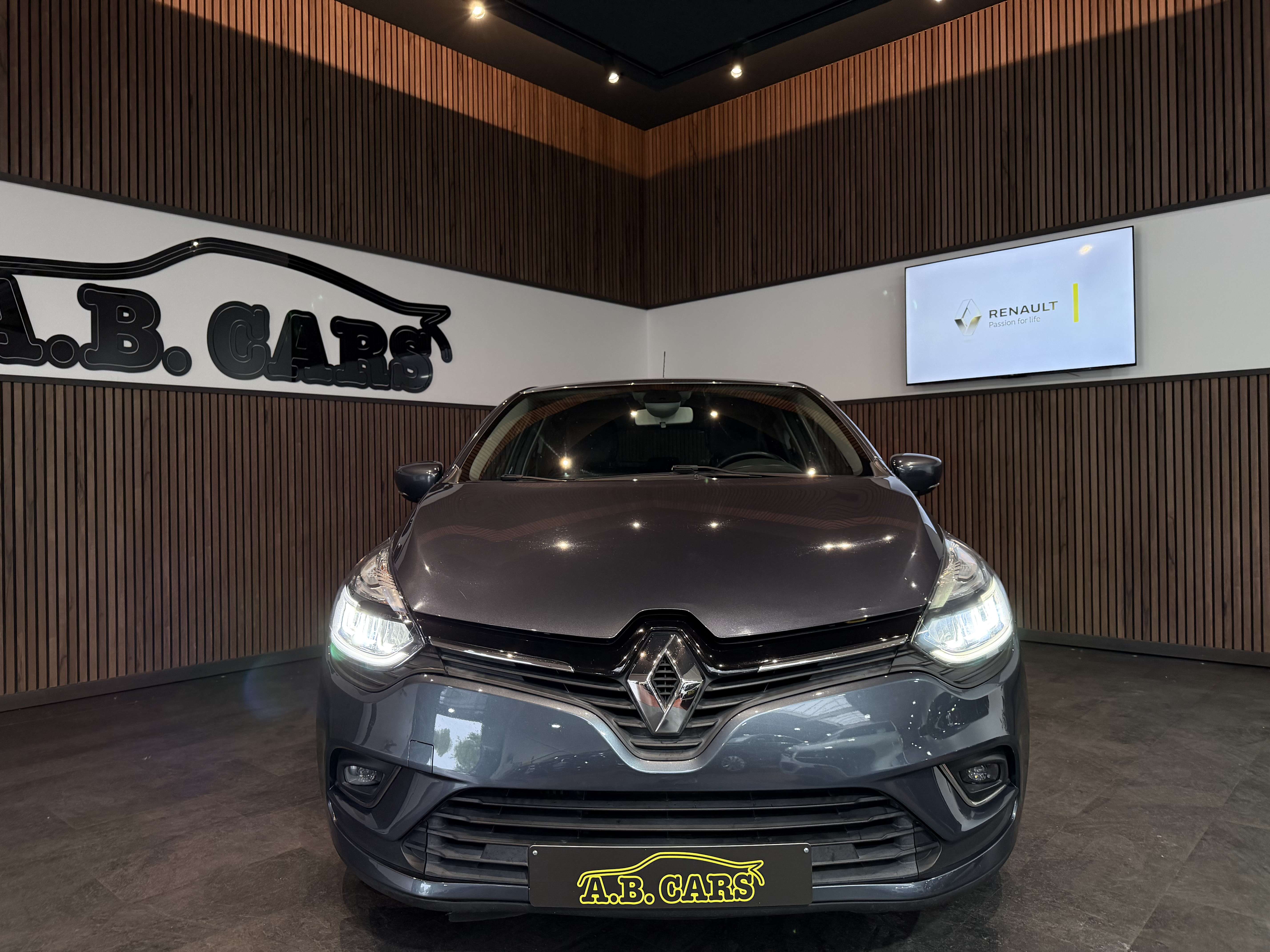 Renault Clio 1.5 dCi Limited - GARANTIE 12MOIS