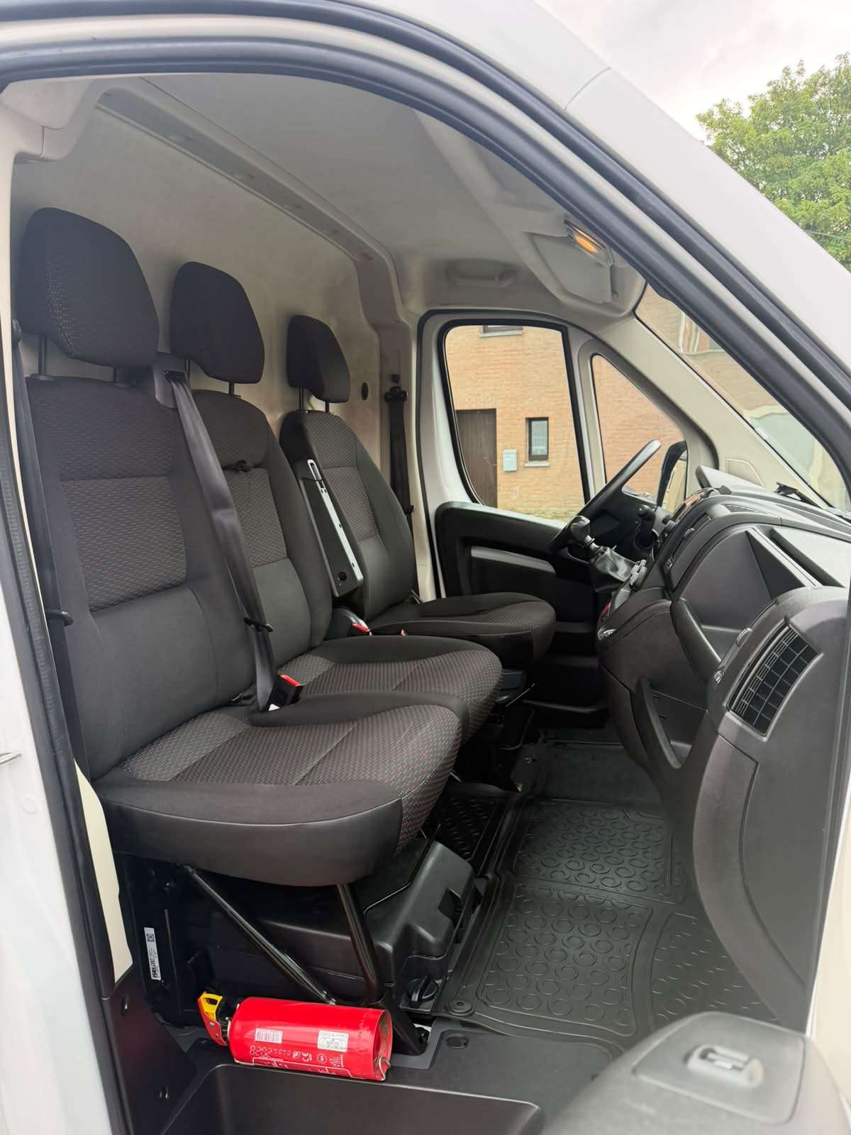 Renault Master 2.3 DCI 125 CV L3H2