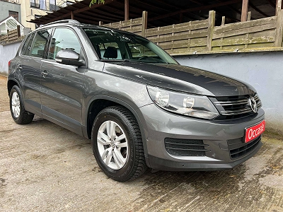Volkswagen Tiguan Tiguan 1.4 TSI 125cv 6vit Trend (navig toit panoramique clim ect)