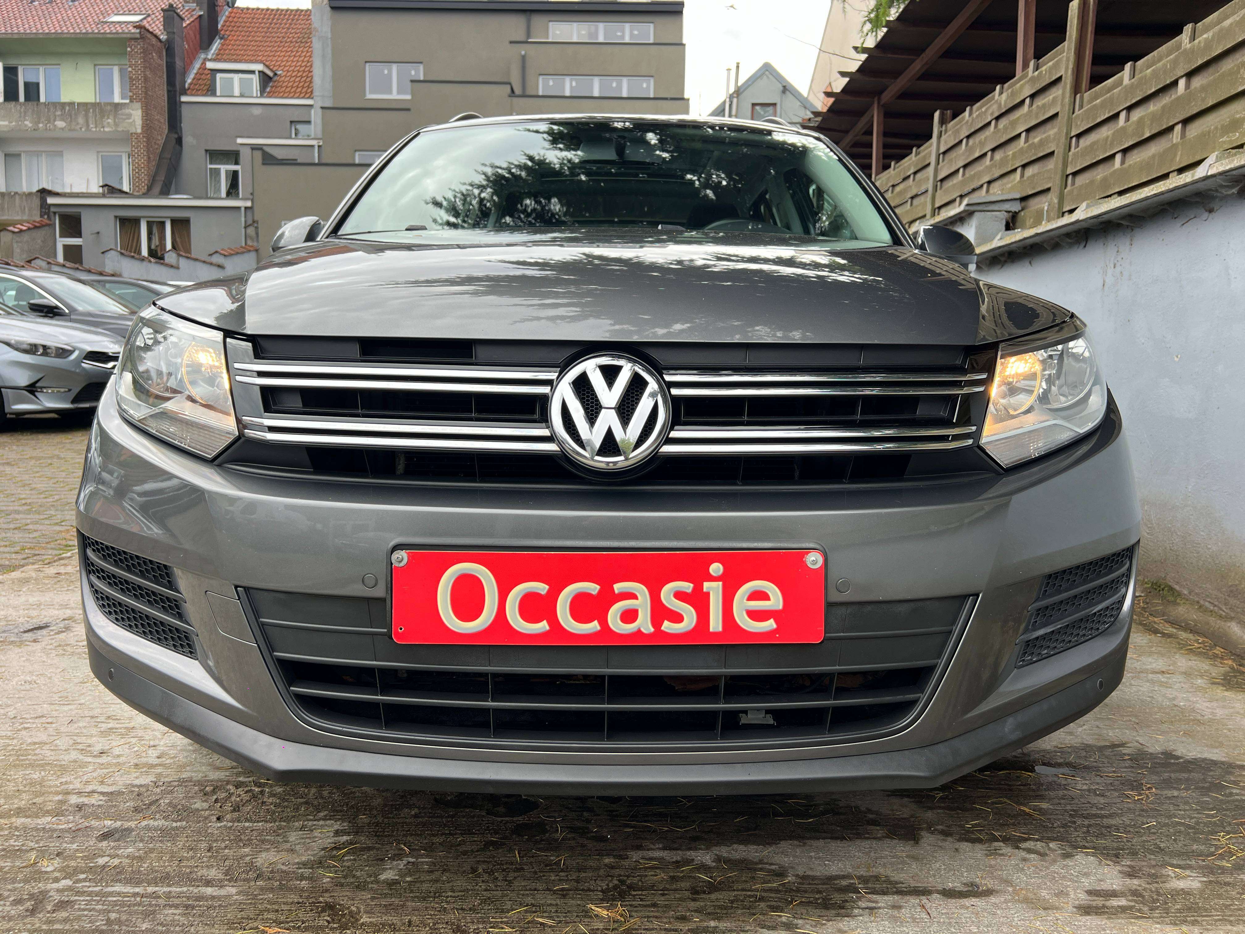 Volkswagen Tiguan Tiguan 1.4 TSI 125cv 6vit Trend (navig toit panoramique clim ect)